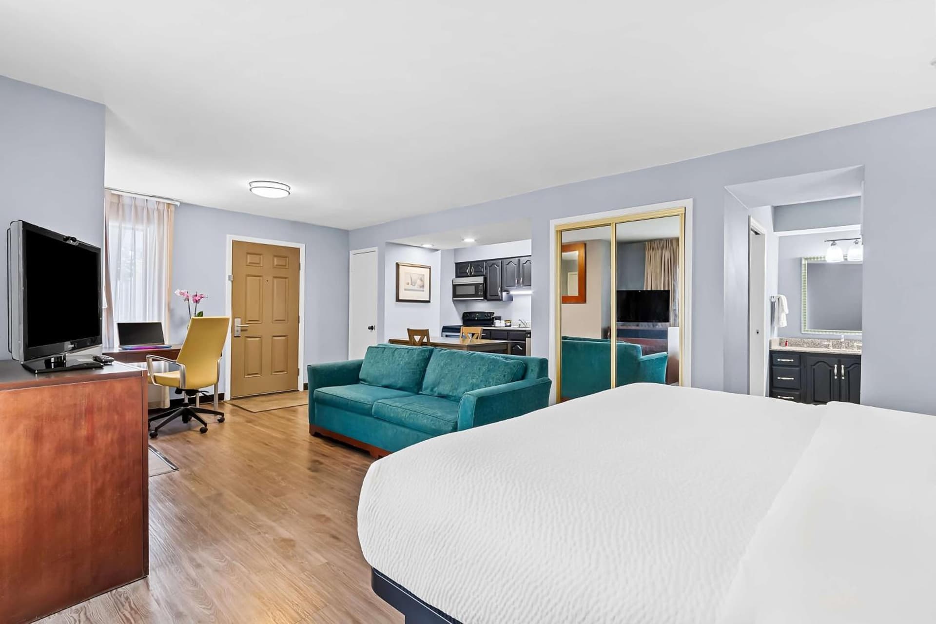 SureStay Studio by Best Western Pensacola gallery photo in Pensacola, FL — image 26
