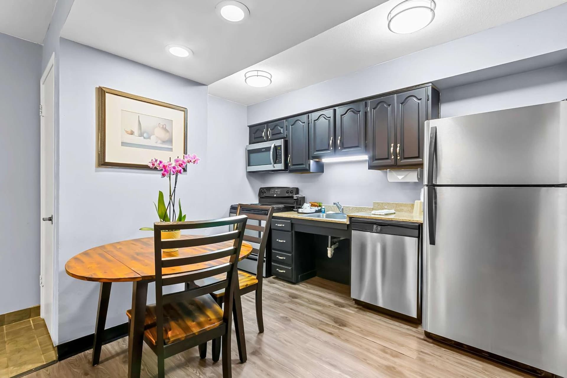 SureStay Studio by Best Western Pensacola gallery photo in Pensacola, FL — image 32