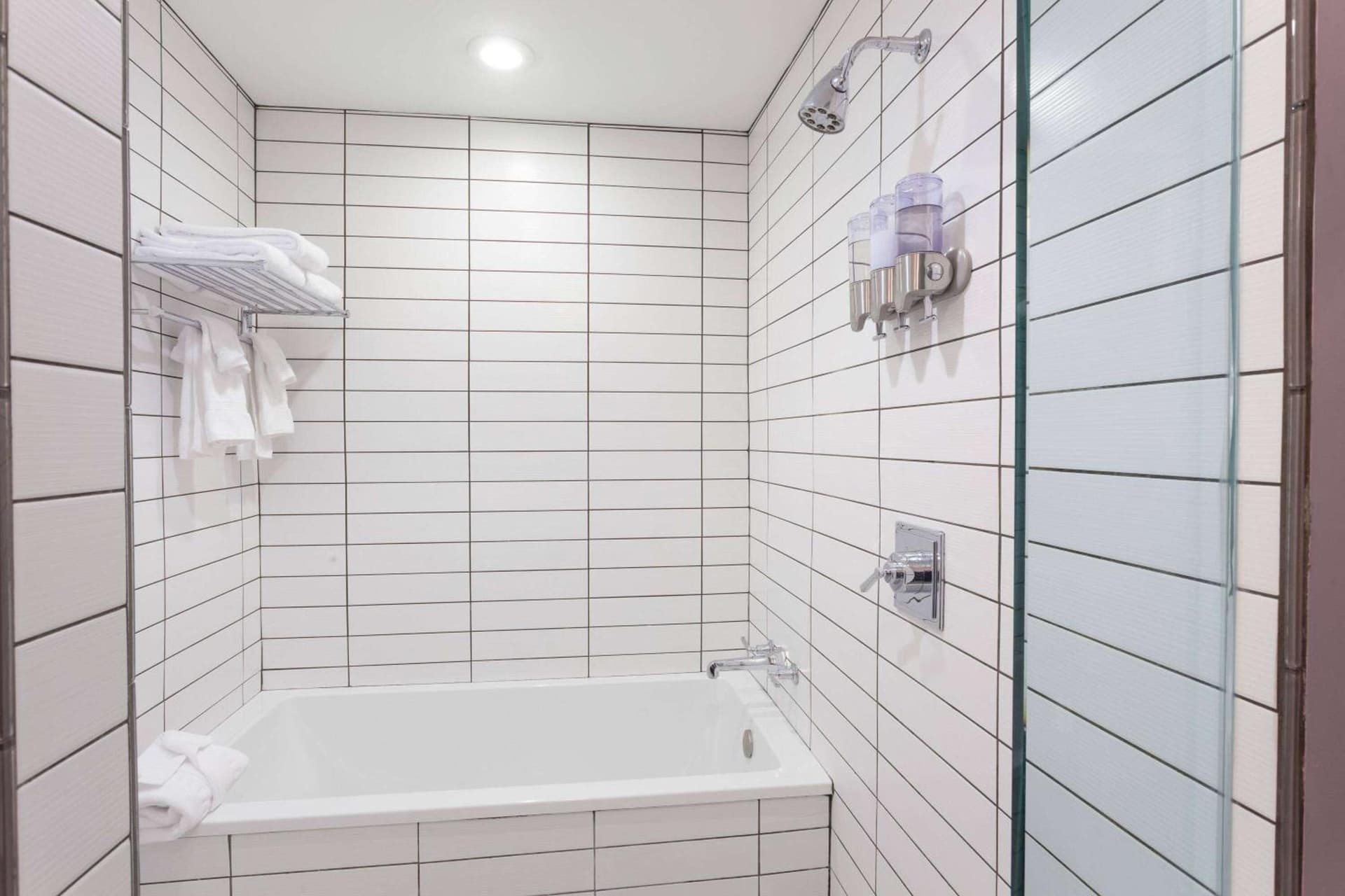 Hotel at the Lafayette Trademark Collection by Wyndham gallery photo in Buffalo, NY — image 35
