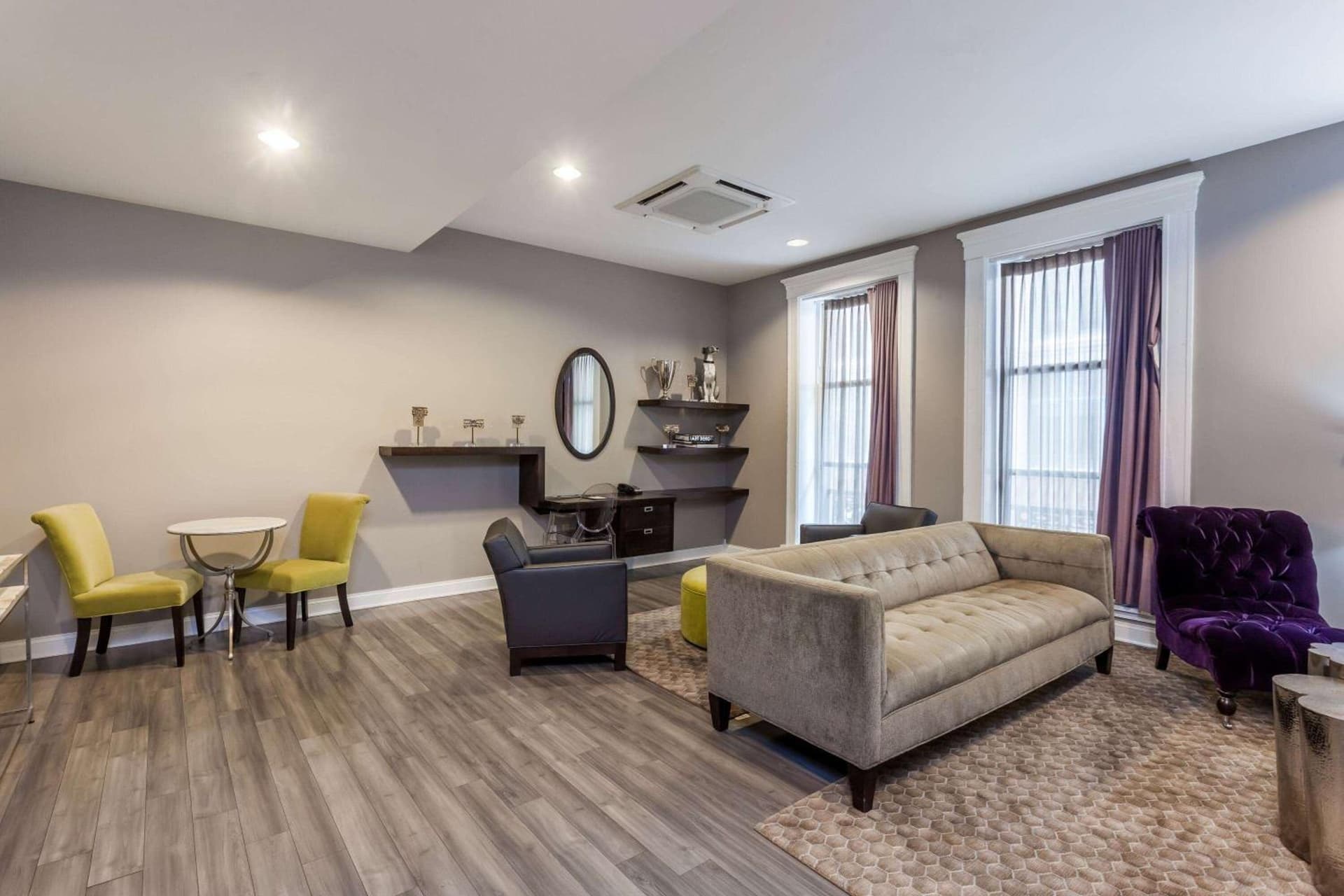 Hotel at the Lafayette Trademark Collection by Wyndham gallery photo in Buffalo, NY — image 23