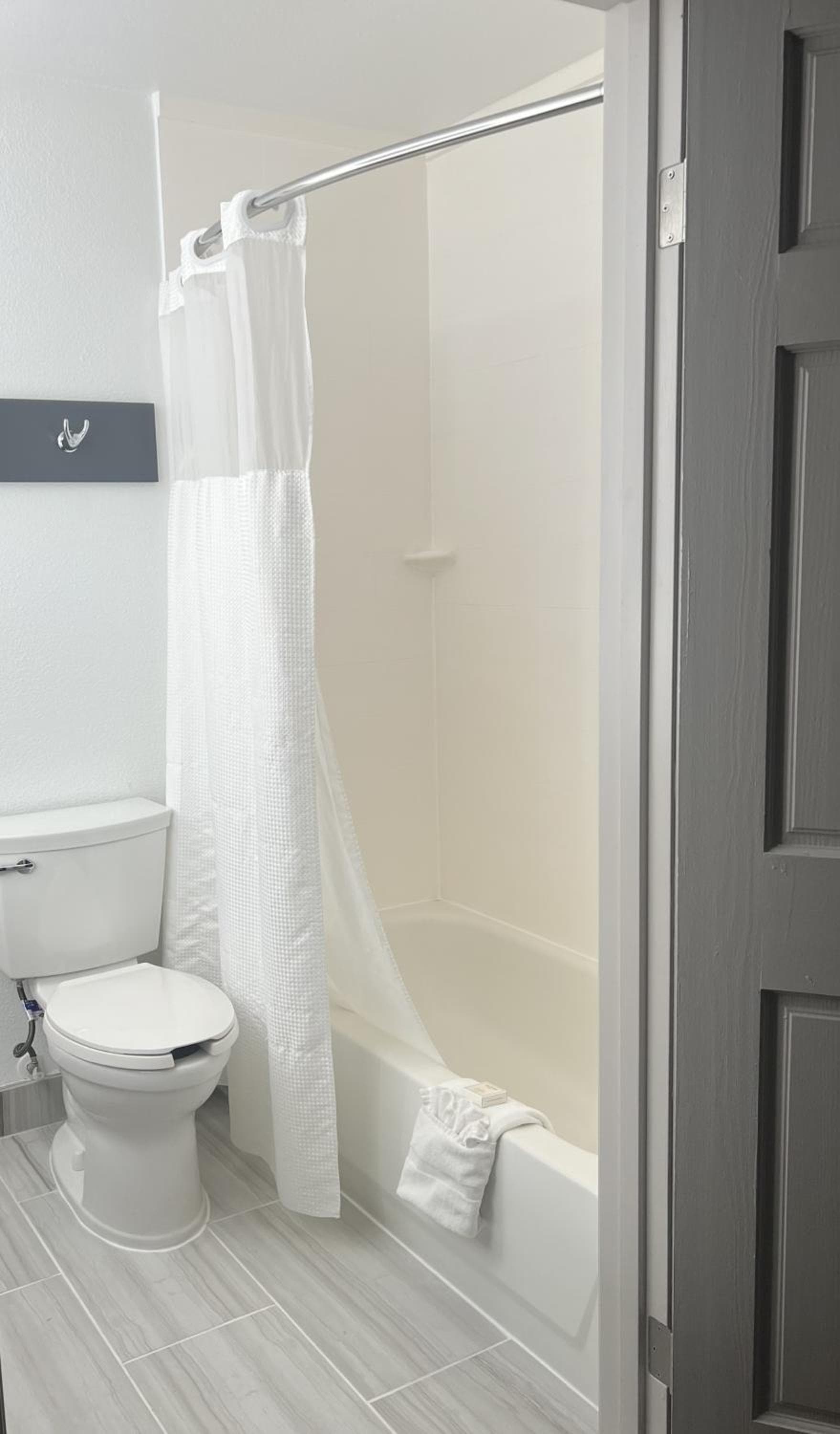 Country Inn & Suites by Radisson, Fort Worth, TX gallery photo in Fort Worth, TX — image 6