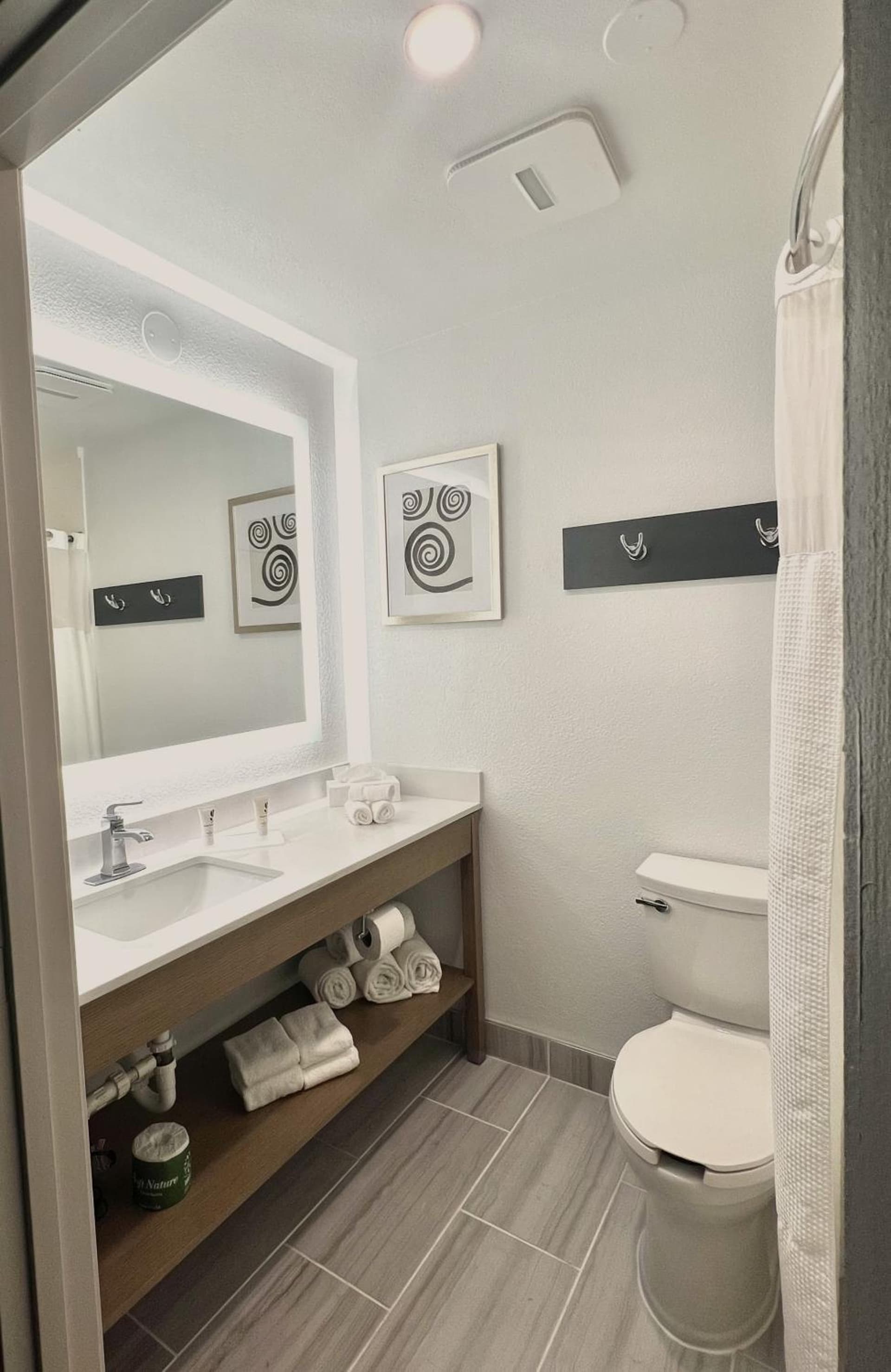 Country Inn & Suites by Radisson, Fort Worth, TX gallery photo in Fort Worth, TX — image 37