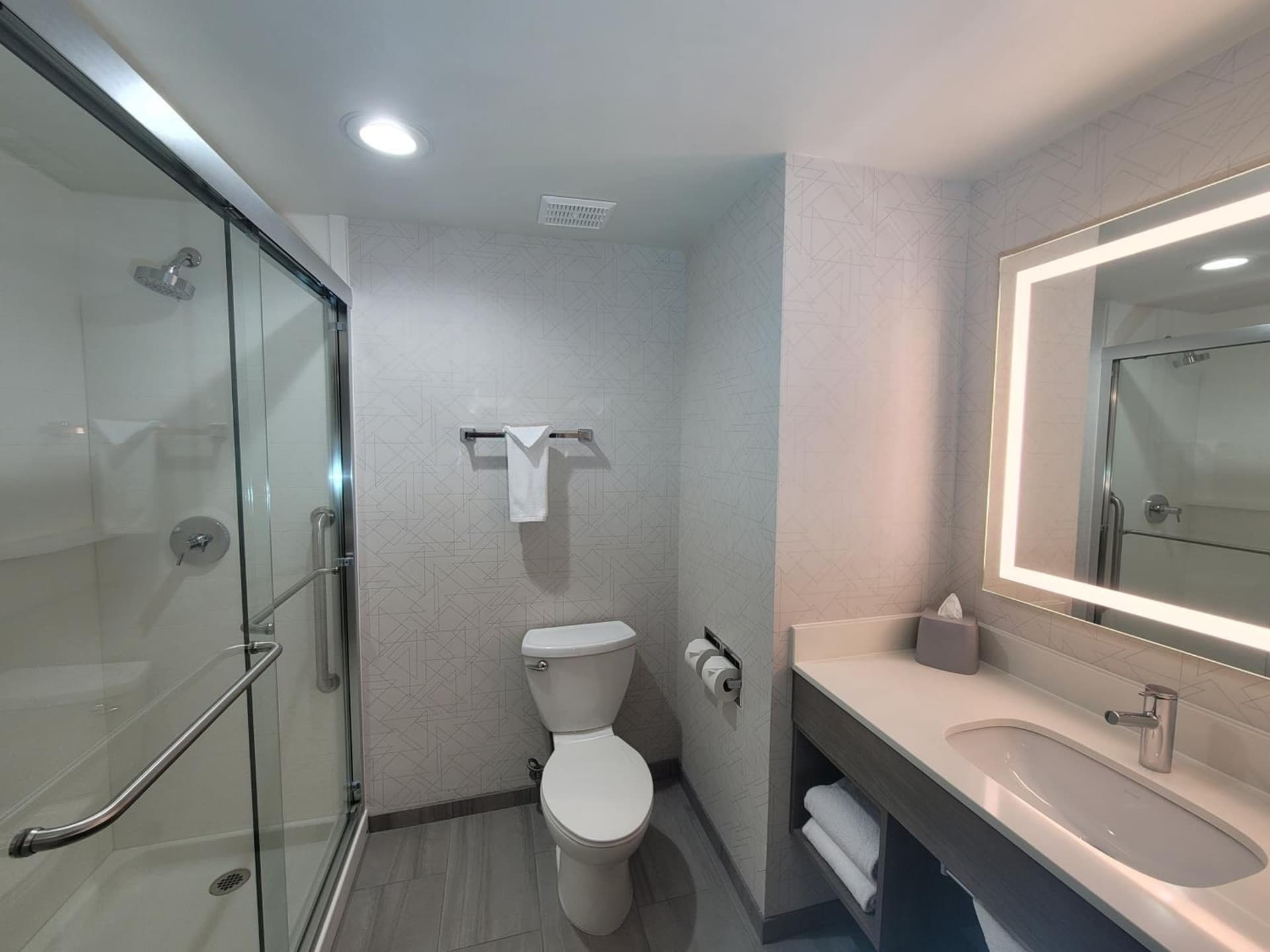 Holiday Inn Express San Diego South - Chula Vista by IHG gallery photo in Chula Vista, CA — image 46