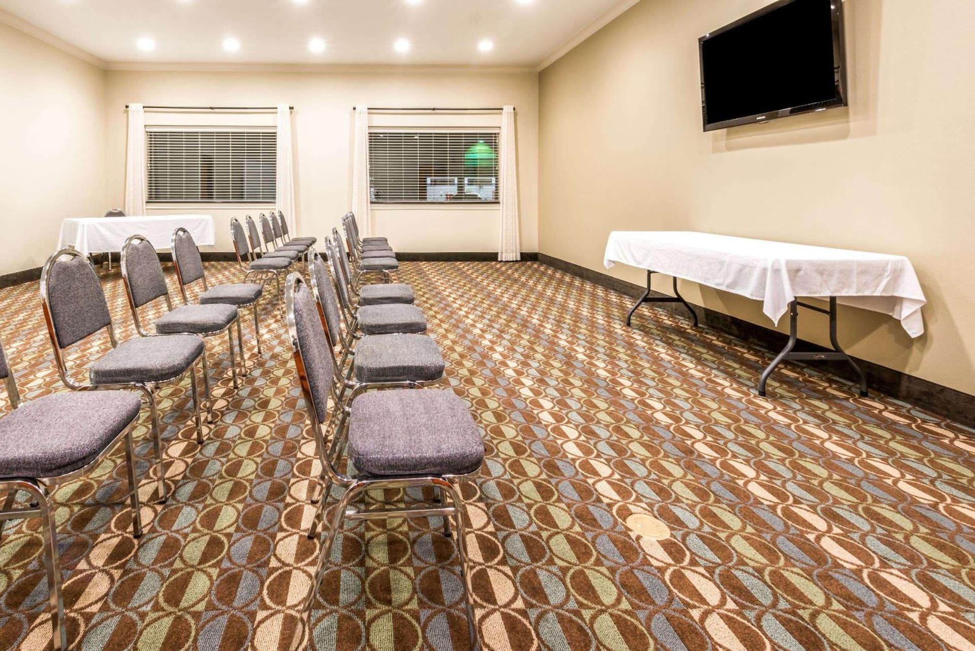 Ramada by Wyndham College Station gallery photo in College Station, TX — image 15