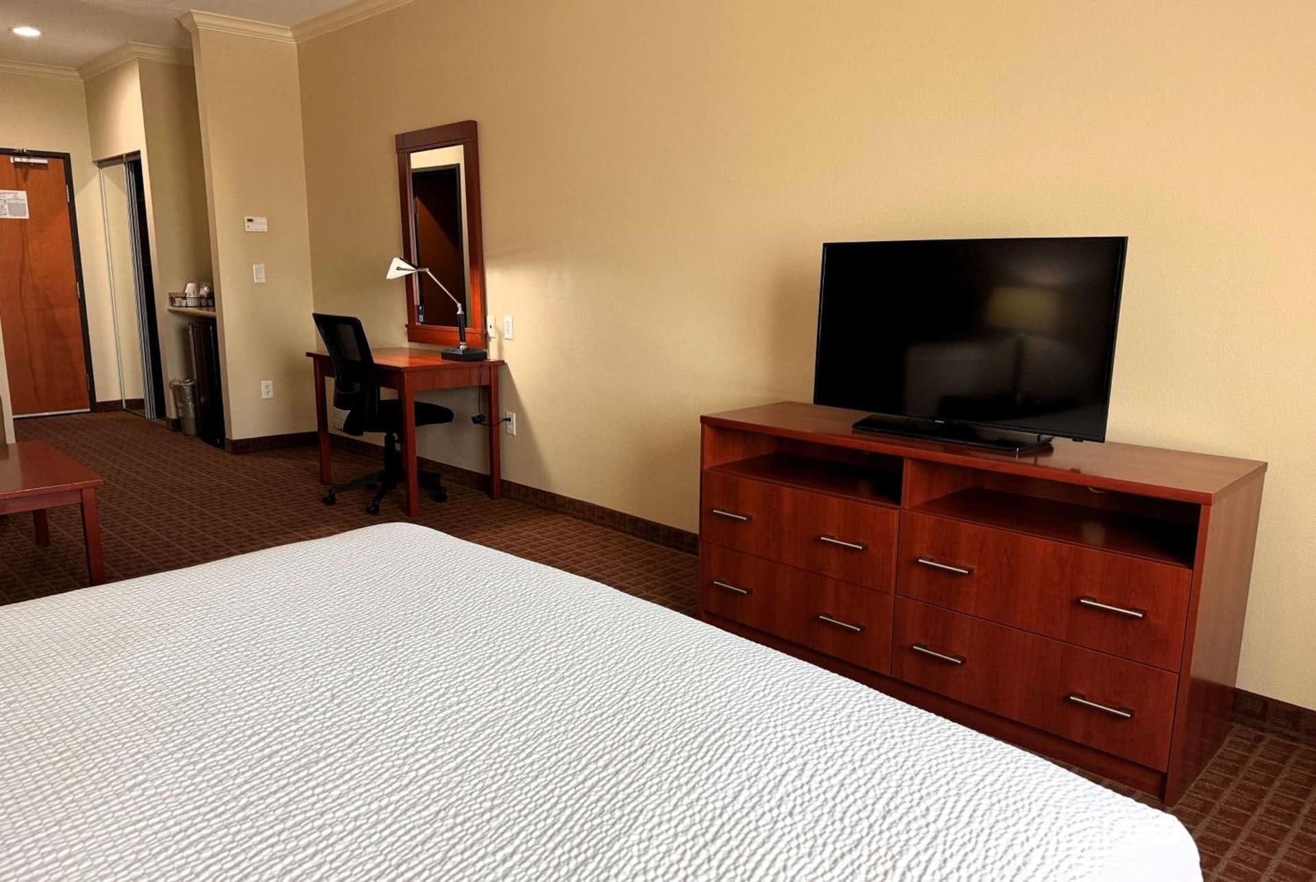 Ramada by Wyndham College Station gallery photo in College Station, TX — image 14