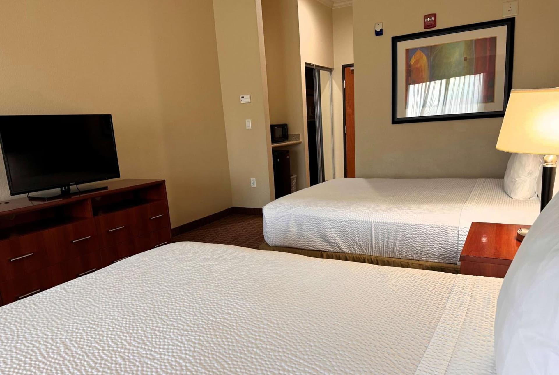 Ramada by Wyndham College Station gallery photo in College Station, TX — image 36