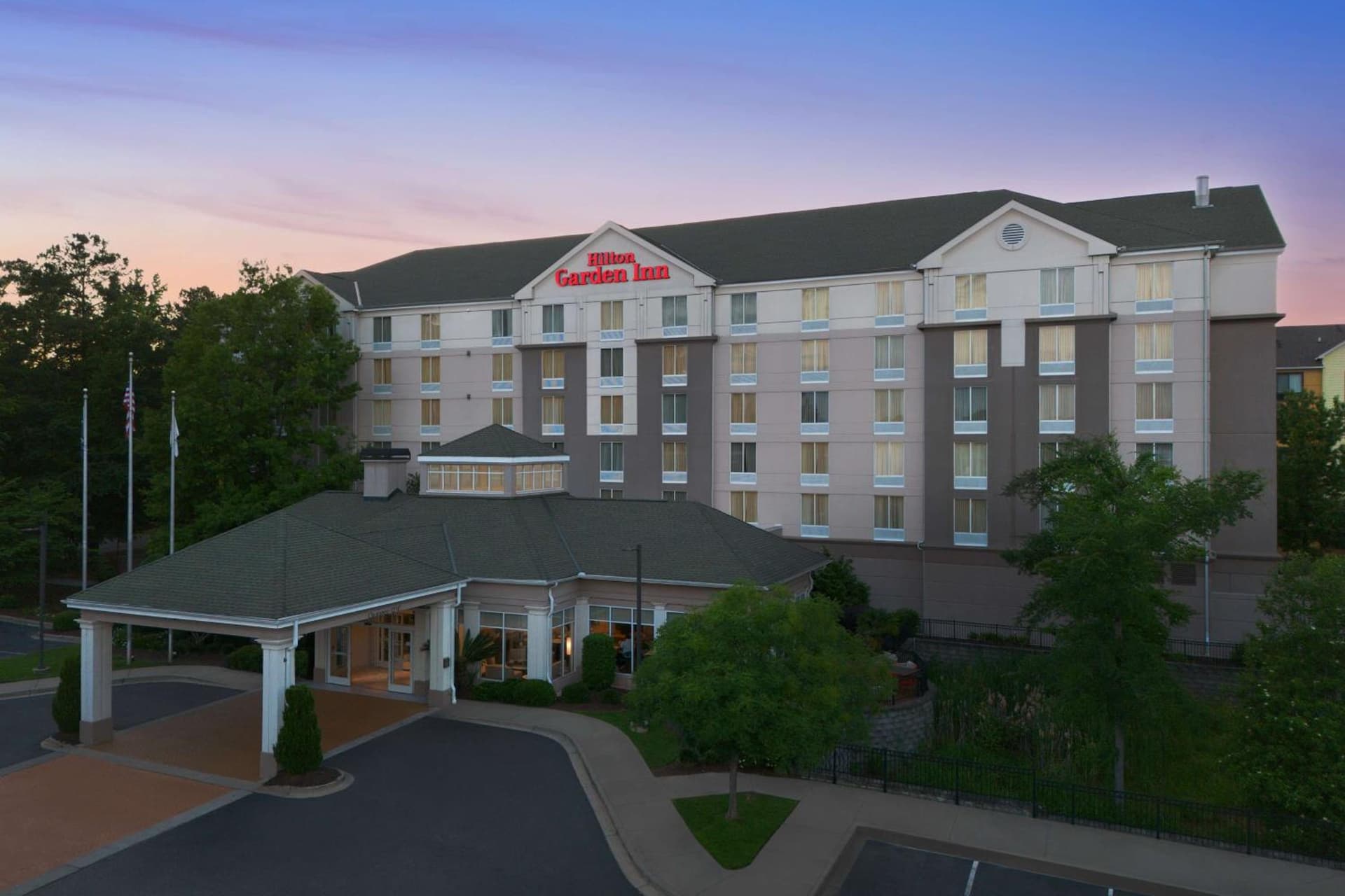 Hilton Garden Inn Columbia/Harbison interior in Columbia, SC — gallery photo 2