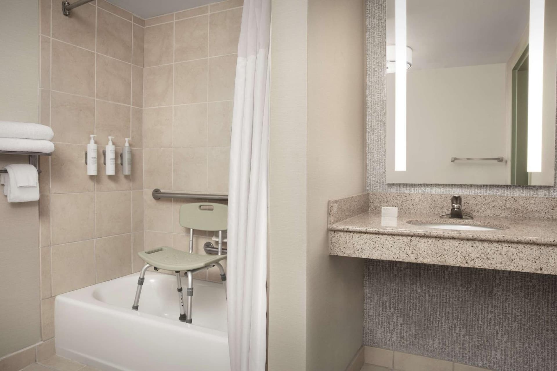 Hilton Garden Inn Columbia/Harbison gallery photo in Columbia, SC — image 34