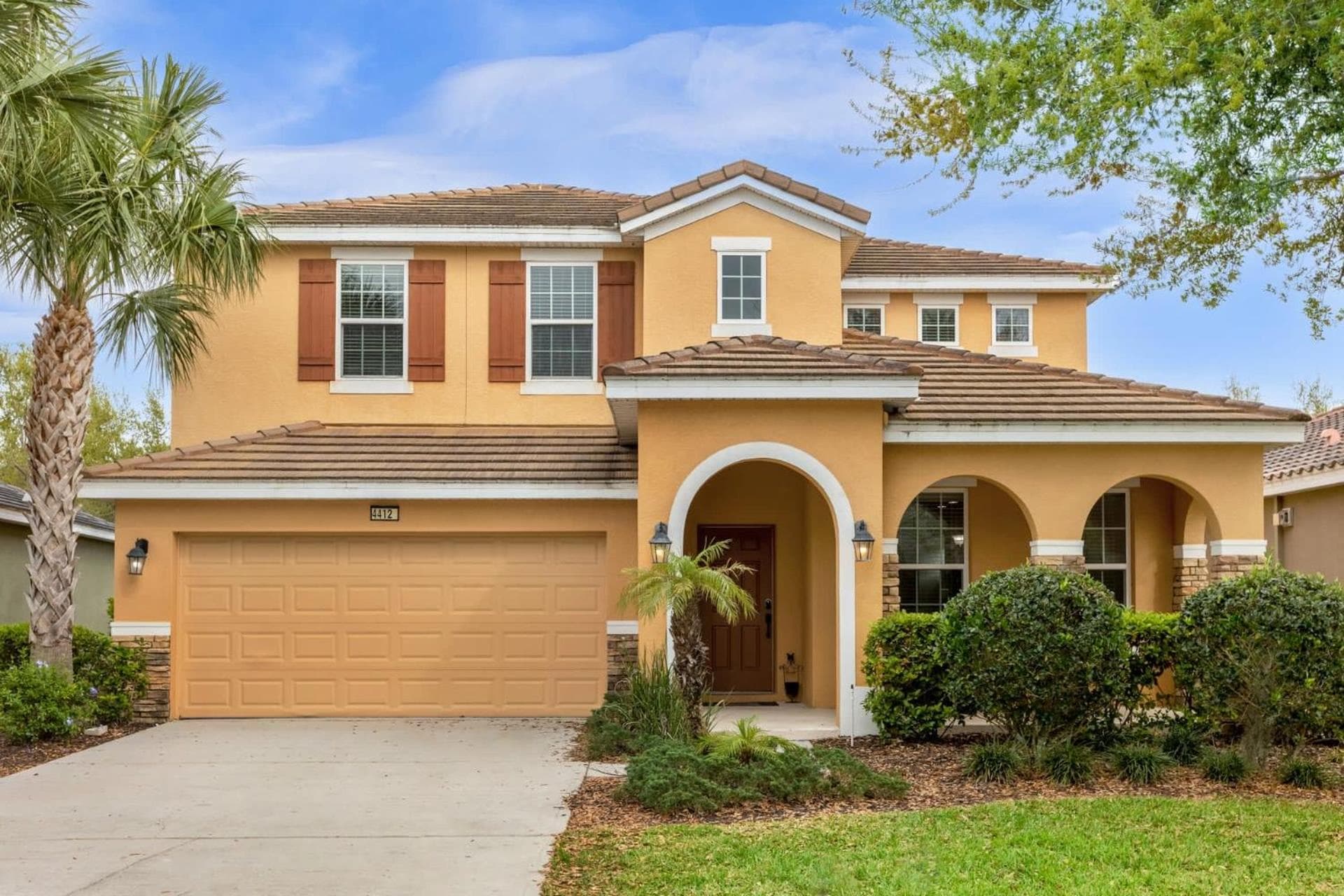 Resort Family Home w Pool Hot Tub and Games featured exterior or lobby in Davenport, FL — similar hotel