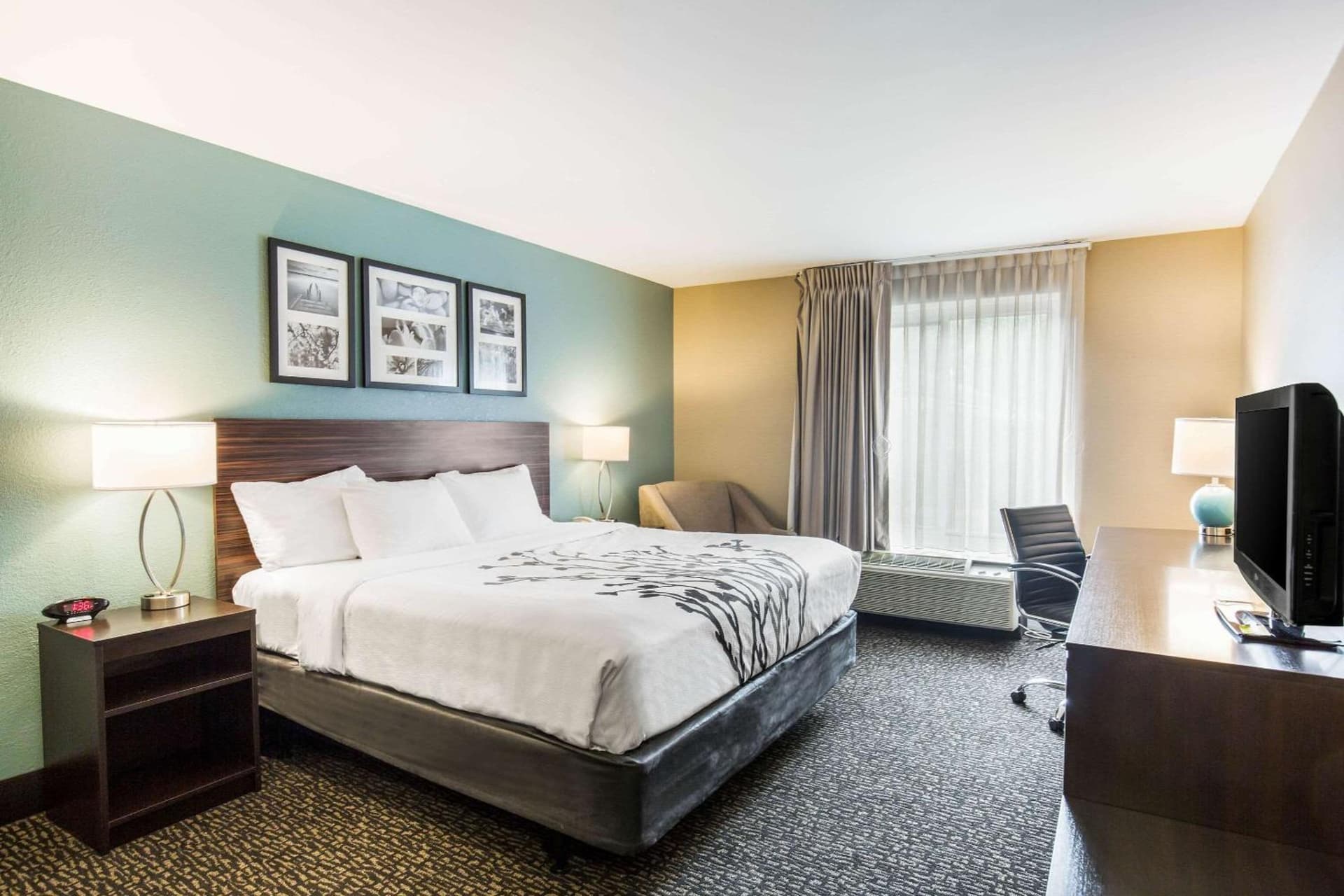 Sleep Inn & Suites Dunmore gallery photo in Dunmore, PA — image 9
