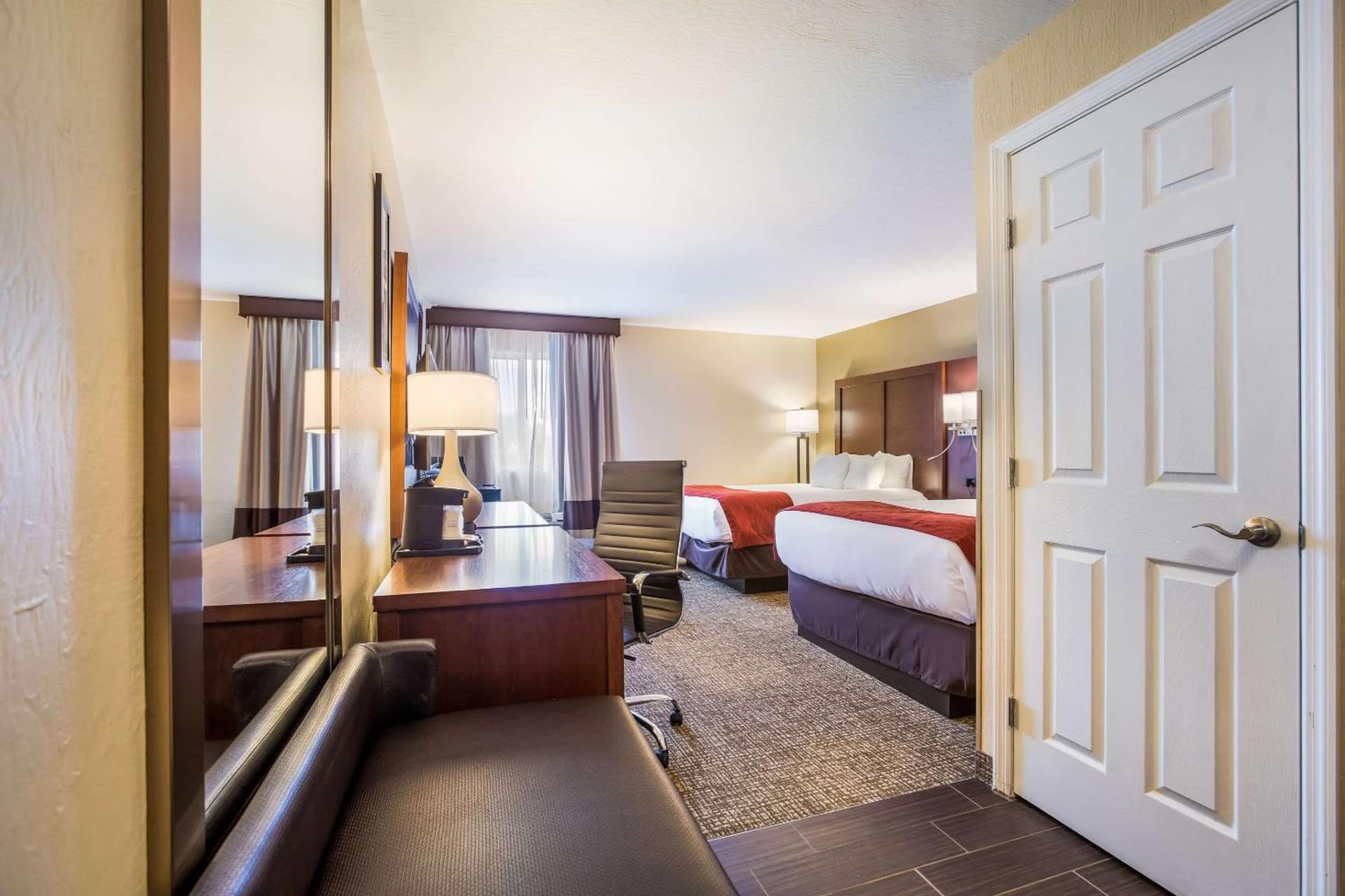 Comfort Inn & Suites Fairborn near Wright Patterson AFB gallery photo in Fairborn, OH — image 20