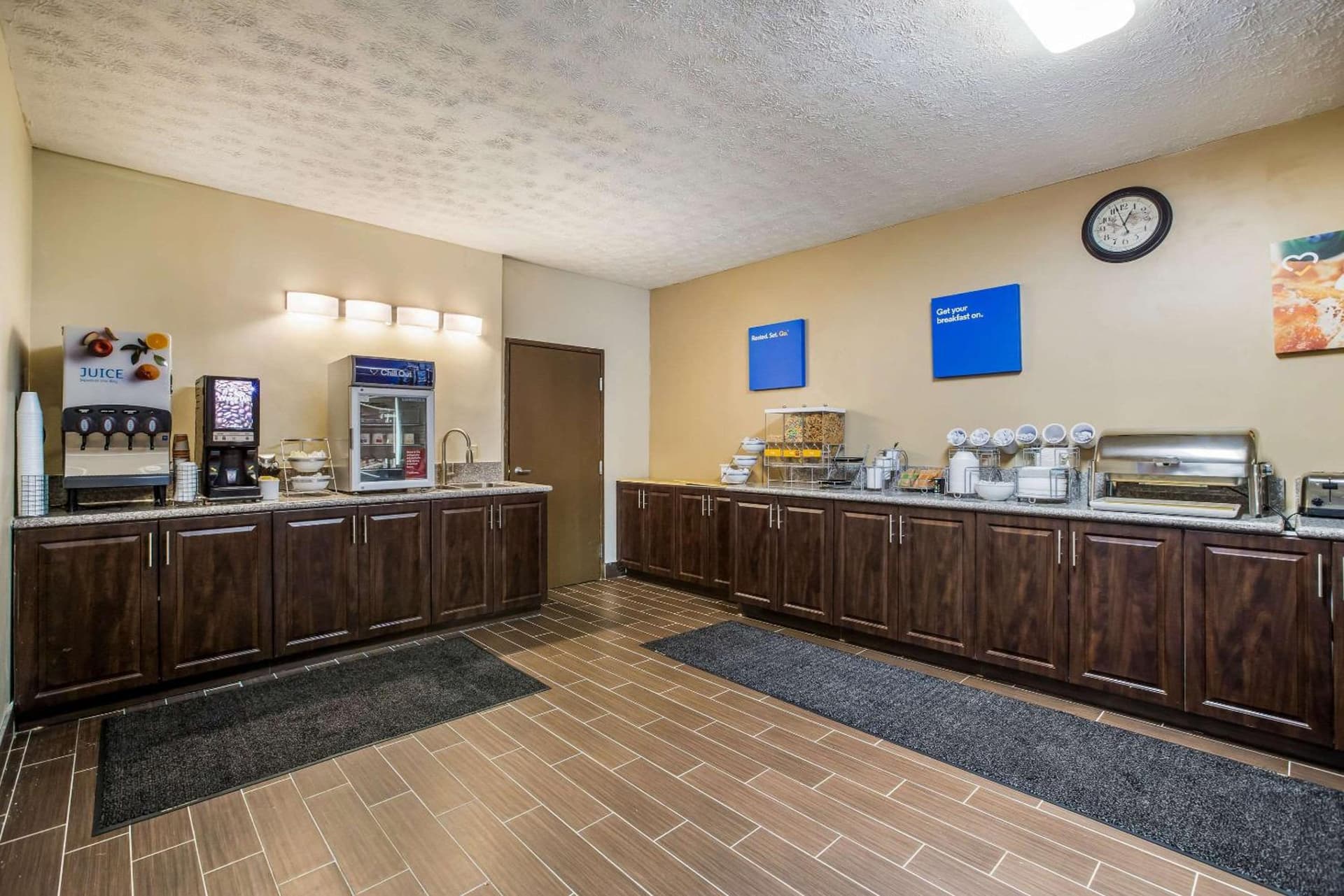Comfort Inn & Suites Fairborn near Wright Patterson AFB gallery photo in Fairborn, OH — image 54
