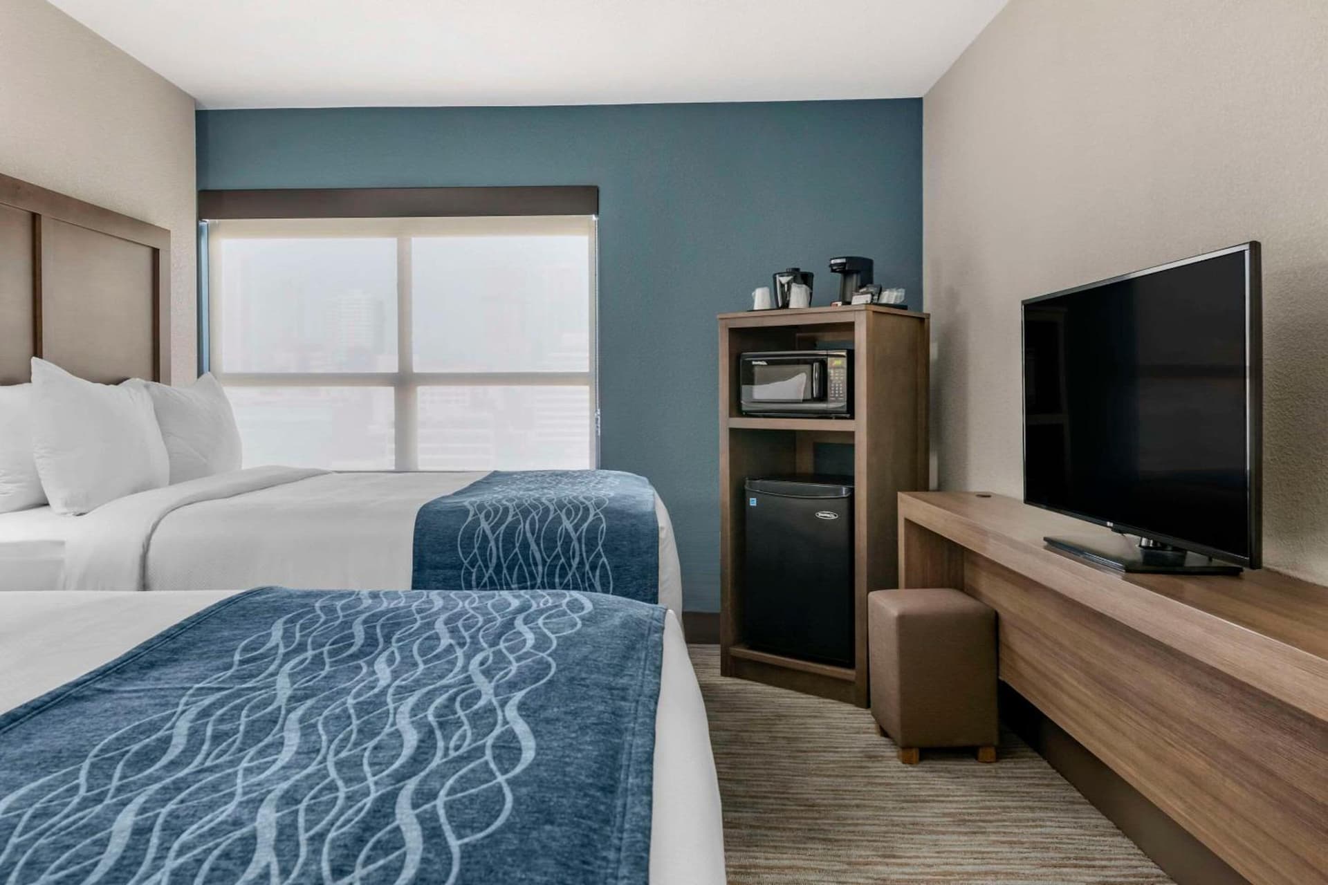 Comfort Inn & Suites Downtown Brickell-Port of Miami gallery photo in Miami, FL — image 44