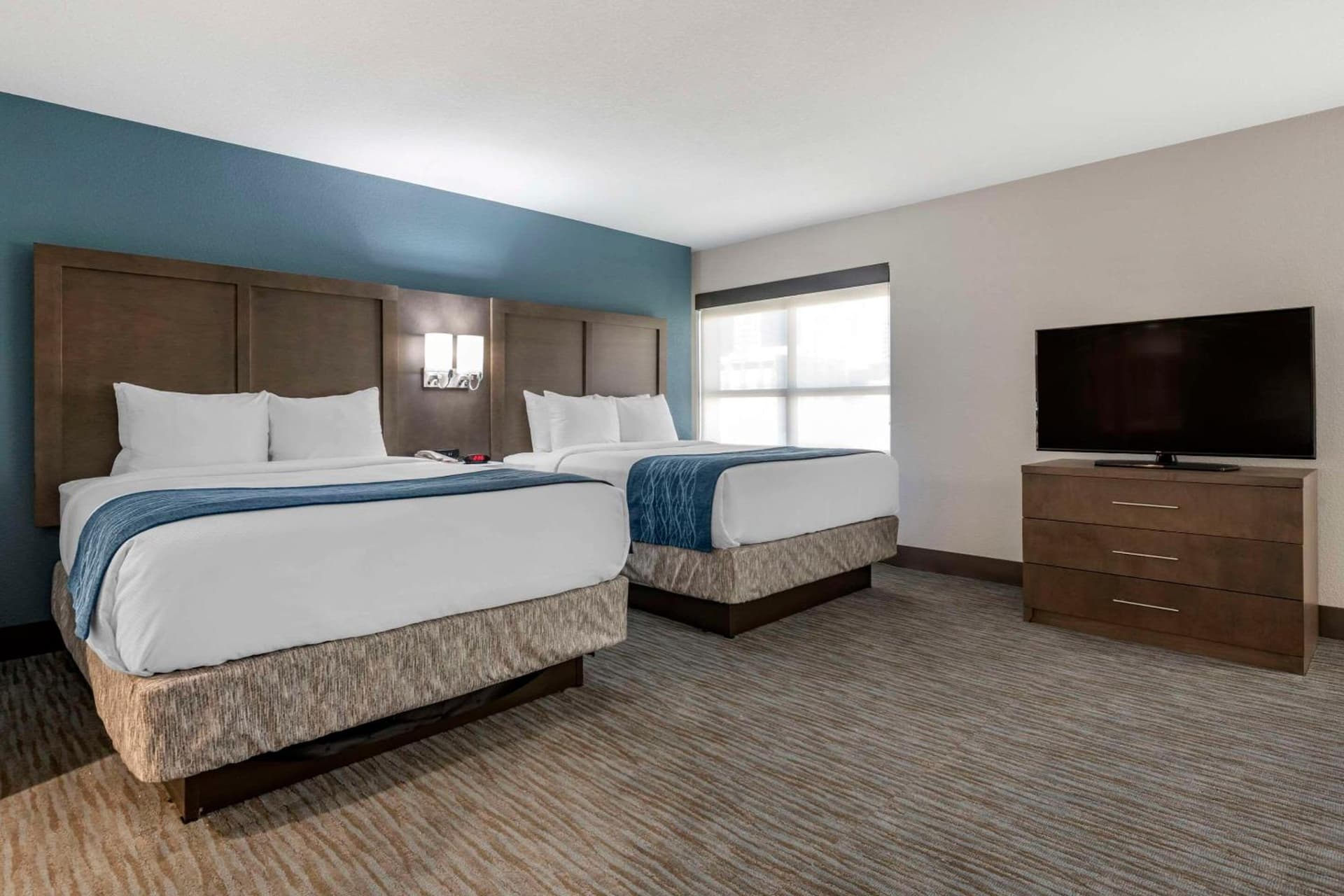 Comfort Inn & Suites Downtown Brickell-Port of Miami gallery photo in Miami, FL — image 12