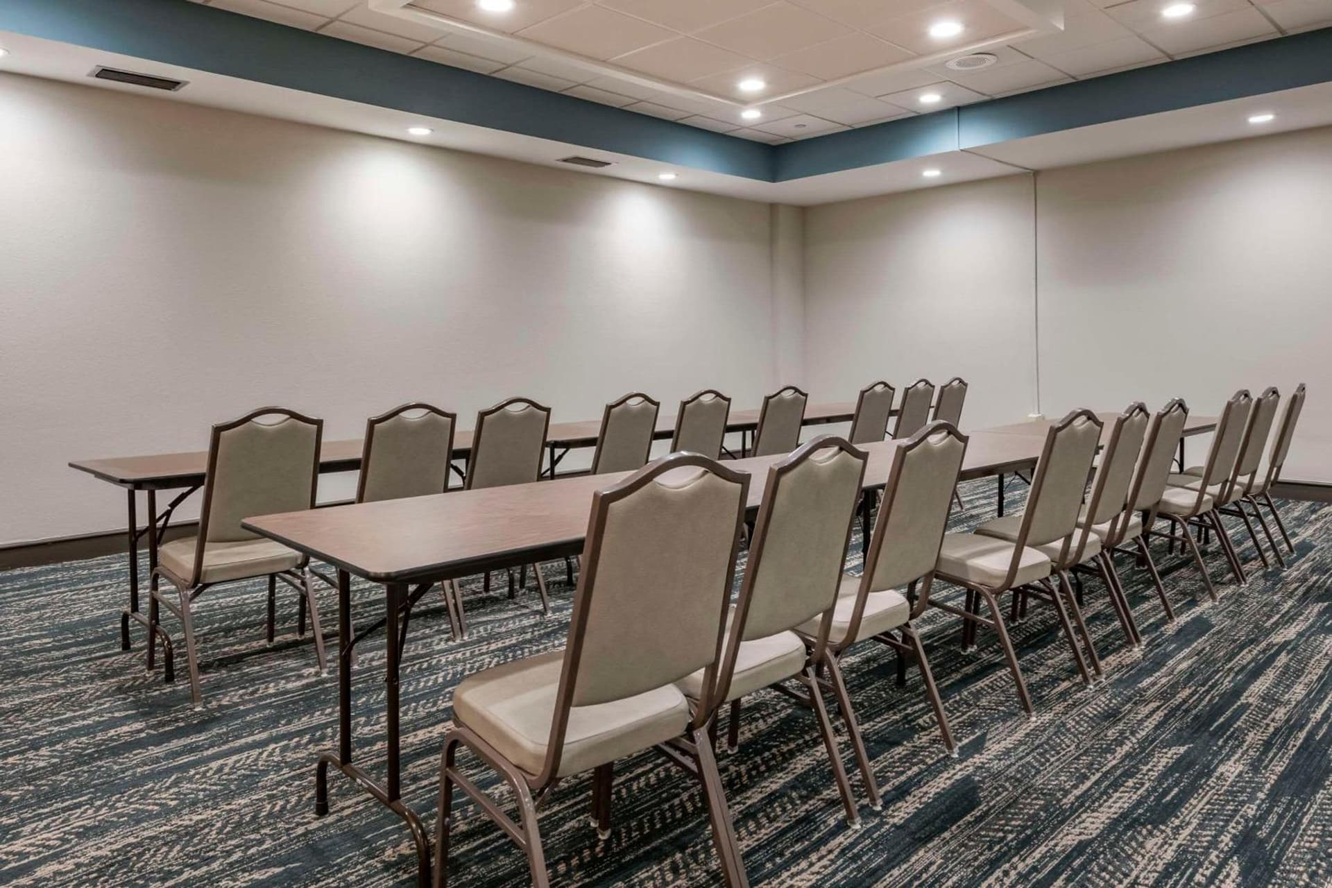 Comfort Inn & Suites Downtown Brickell-Port of Miami gallery photo in Miami, FL — image 5
