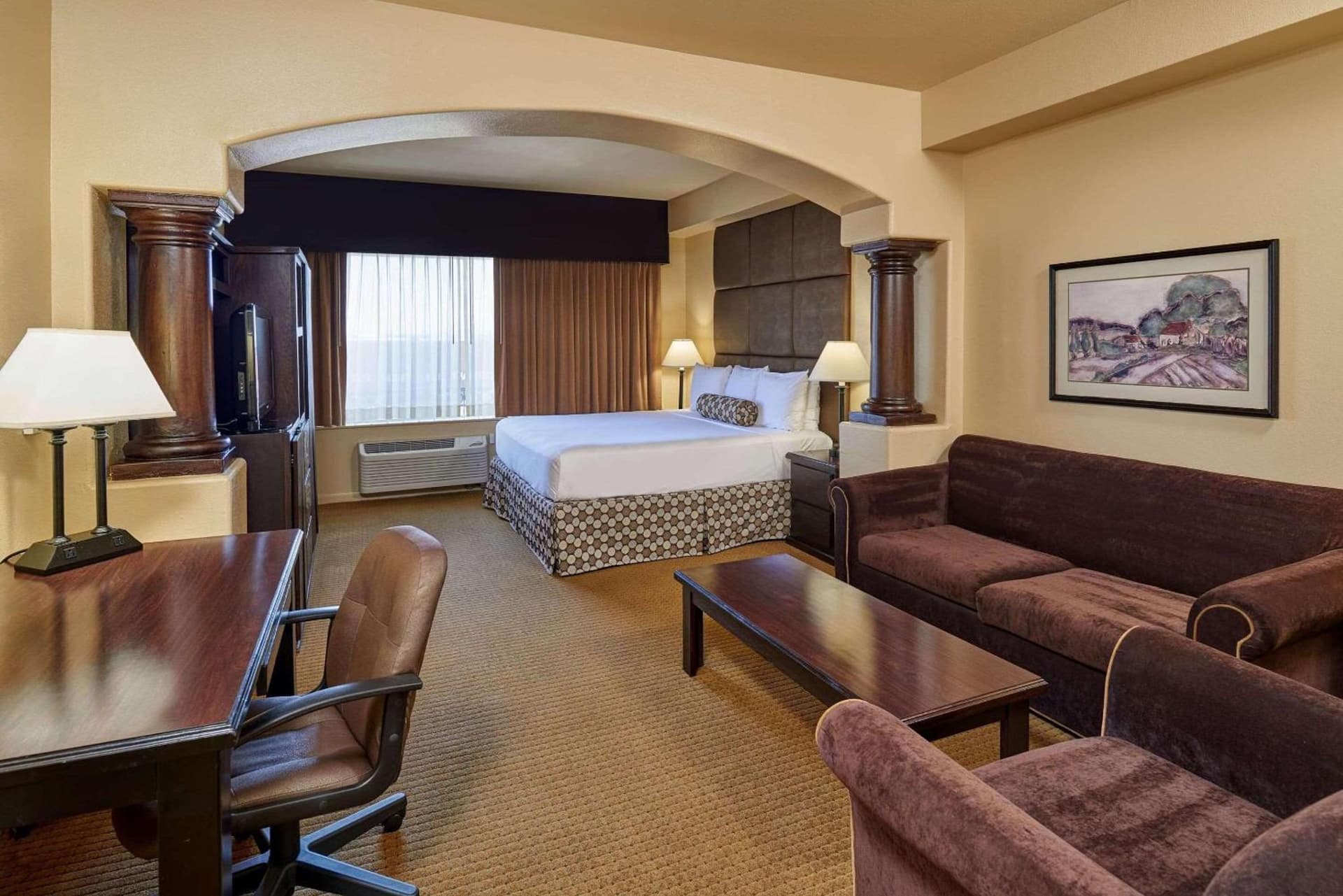 Radisson Hotel El Paso Airport gallery photo in El Paso, TX — image 36