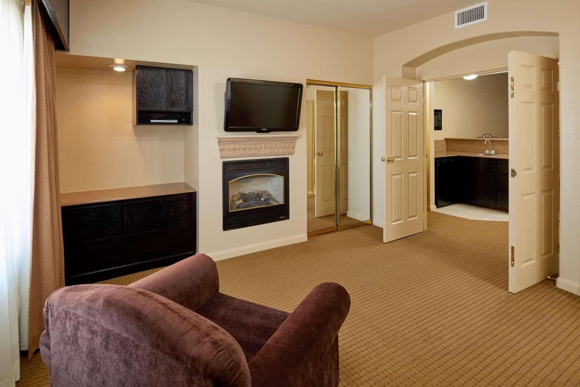 Radisson Hotel El Paso Airport gallery photo in El Paso, TX — image 40