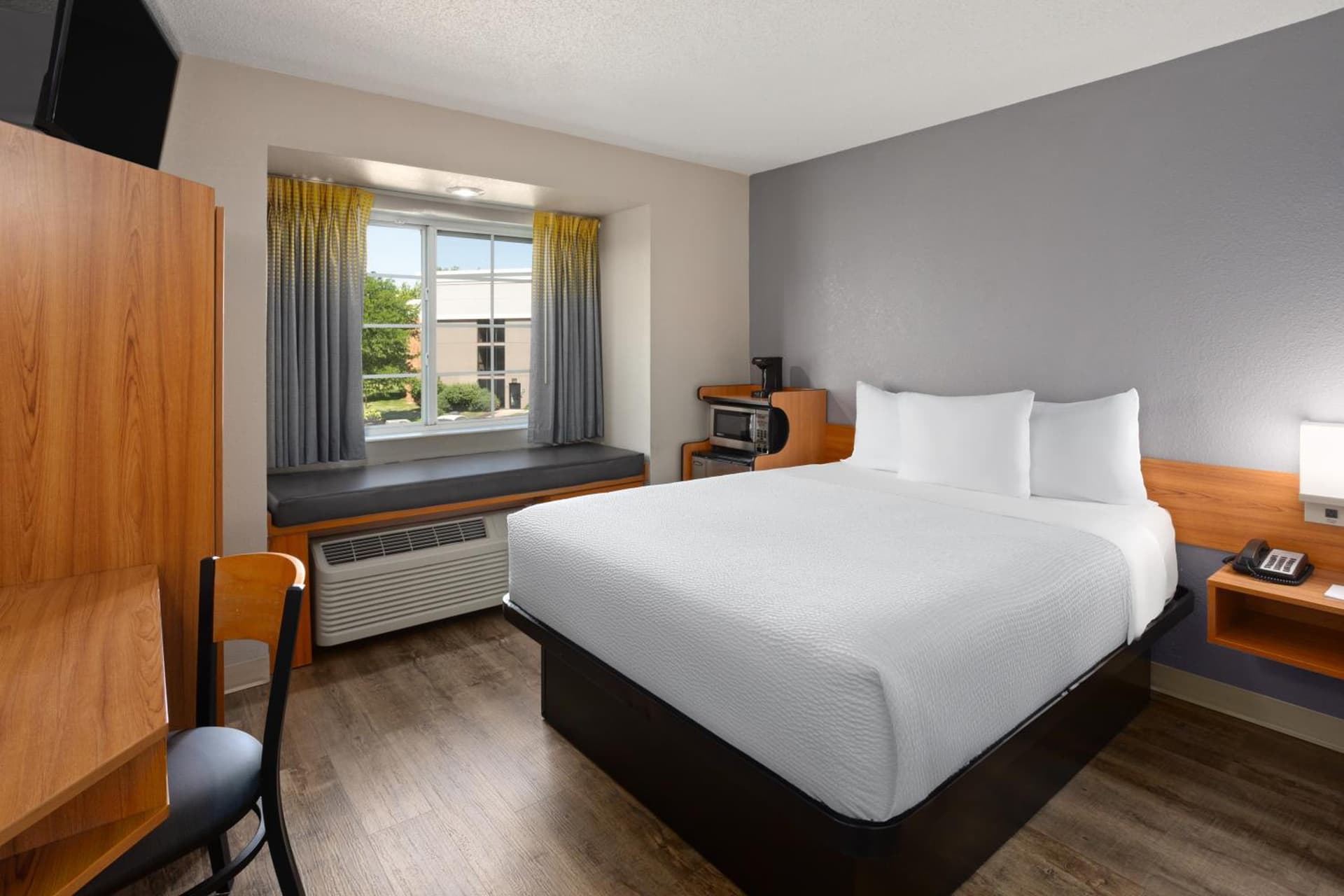 Microtel Inn & Suites by Wyndham Ann Arbor property views in Ann Arbor, MI — gallery photo 3
