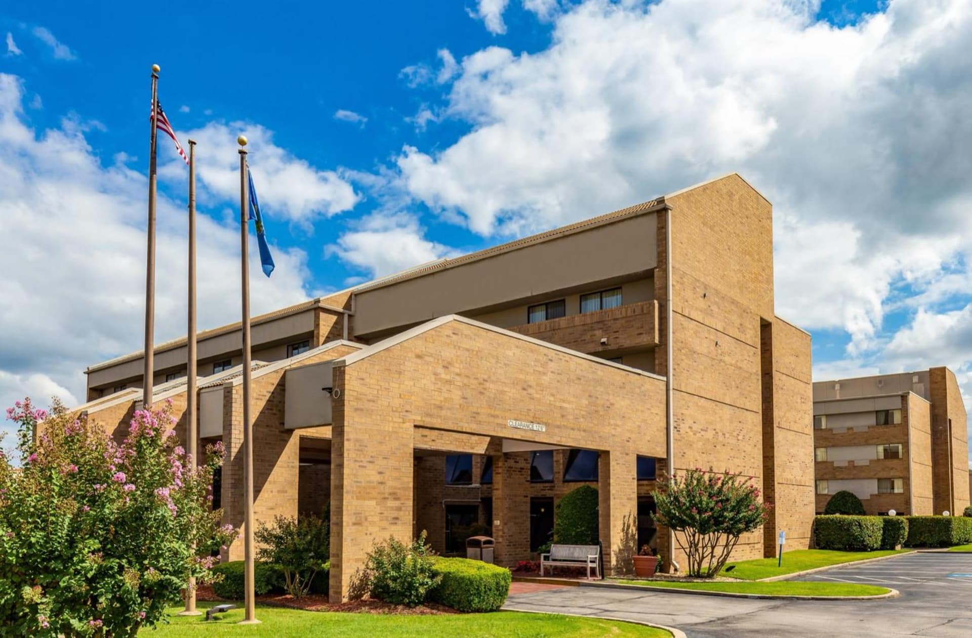 Tulsa Square Hotel Central, I-44 By OYO featured exterior or lobby in Tulsa, OK — similar hotel