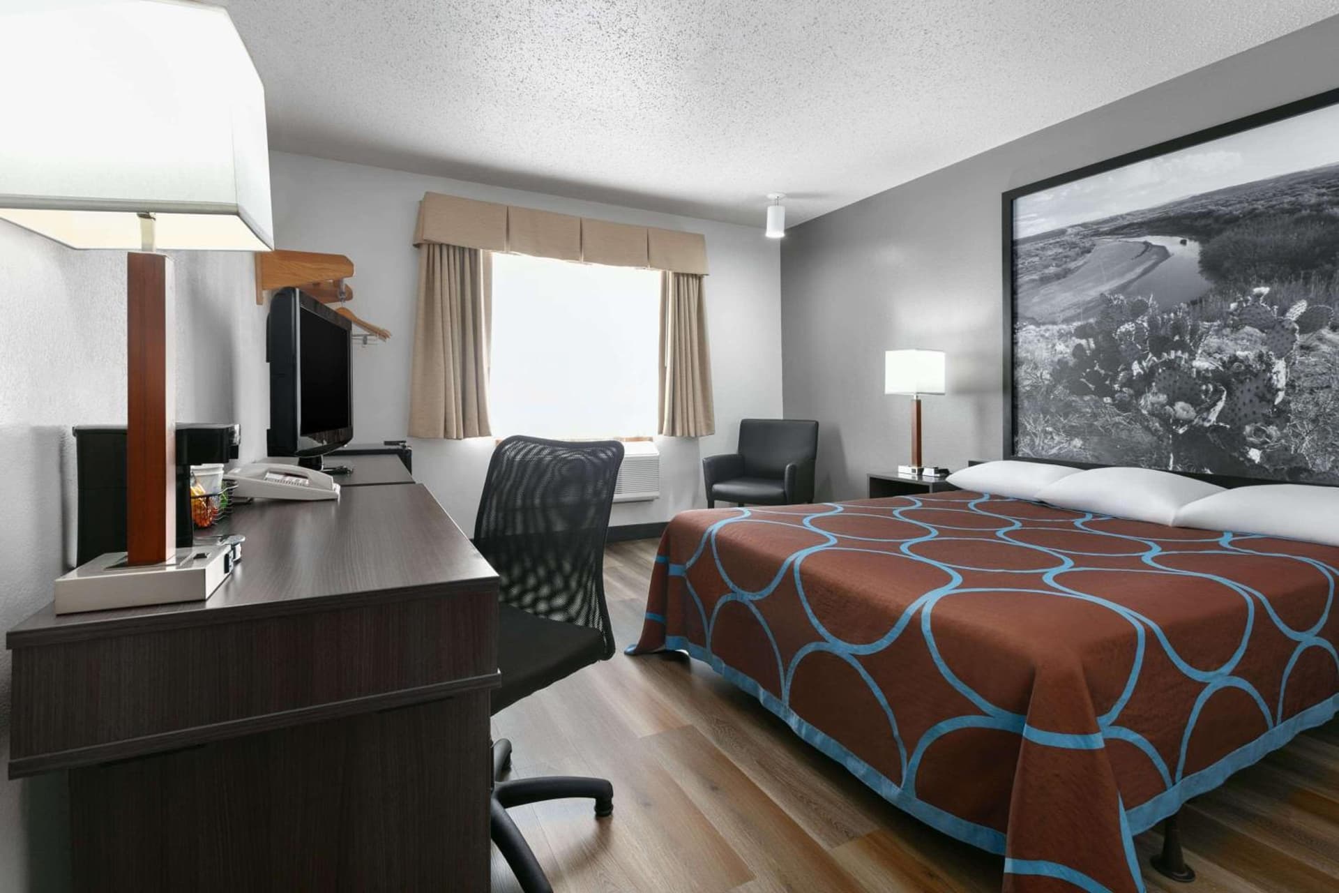 Super 8 by Wyndham Grapevine/DFW Airport Northwest gallery photo in Grapevine, TX — image 33