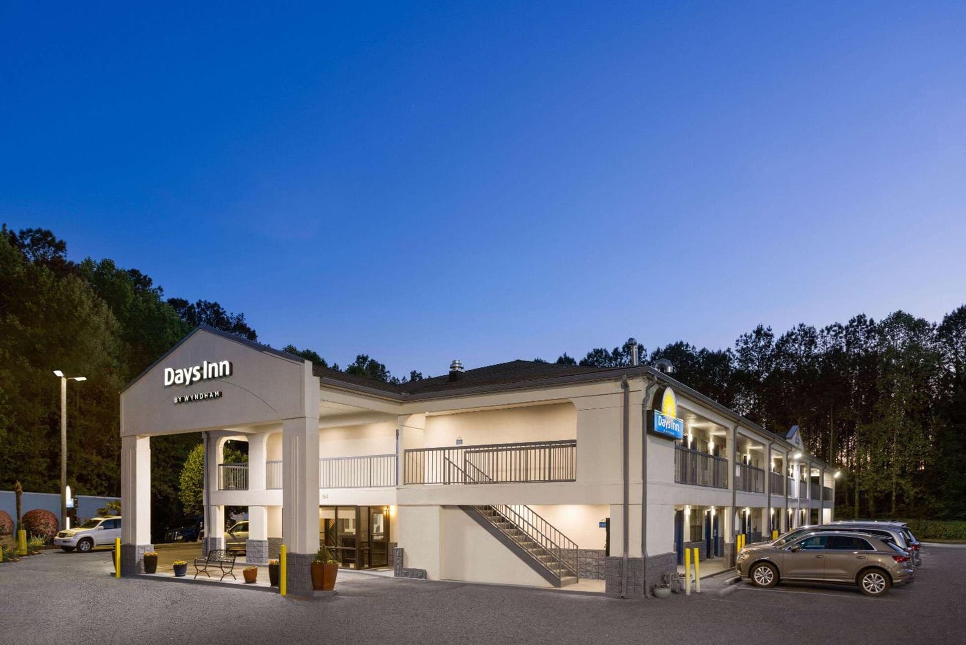 Days Inn by Wyndham Acworth property views in Acworth, GA — gallery photo 3