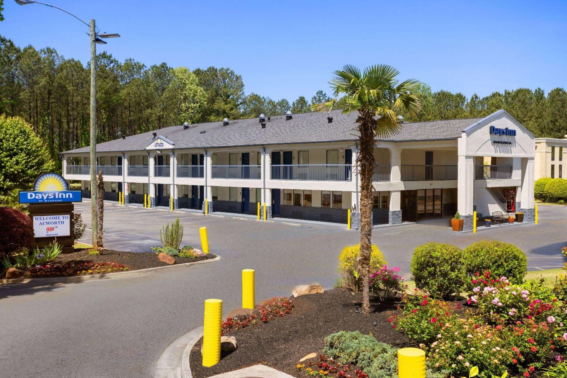 Days Inn by Wyndham Acworth featured exterior or lobby in Acworth, GA — similar hotel