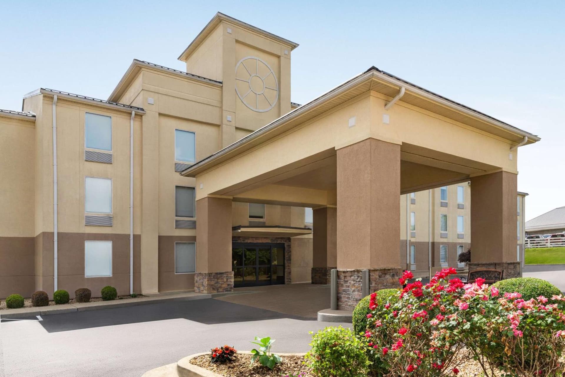 Baymont by Wyndham Georgetown Lexington North — hotel in Georgetown, Kentucky