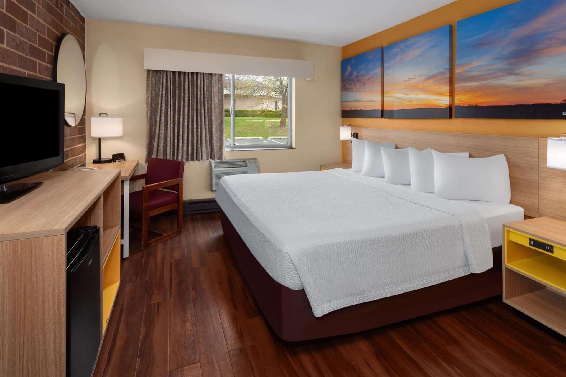 Days Inn by Wyndham Rockford I-90 Walking Distance to Casino gallery photo in Rockford, IL — image 19