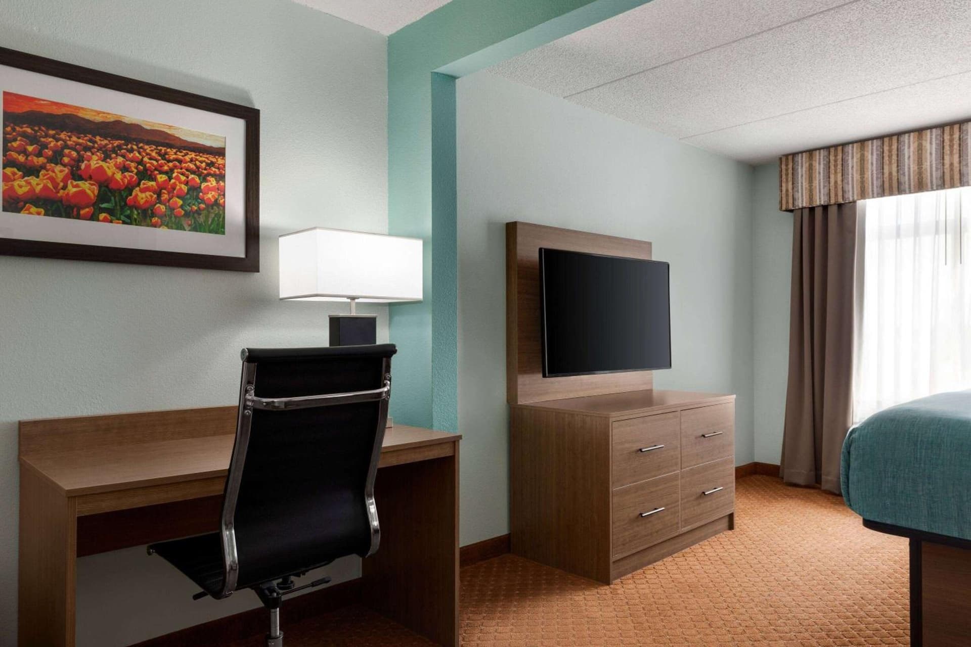 Wingate by Wyndham Louisville East gallery photo in Louisville, KY — image 5