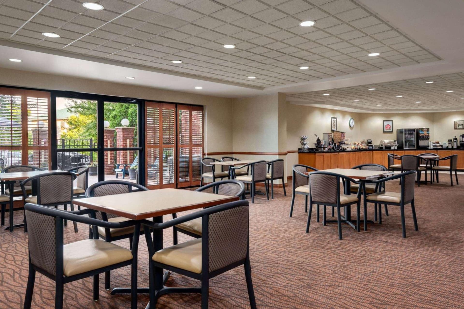 Wingate by Wyndham Louisville East gallery photo in Louisville, KY — image 70