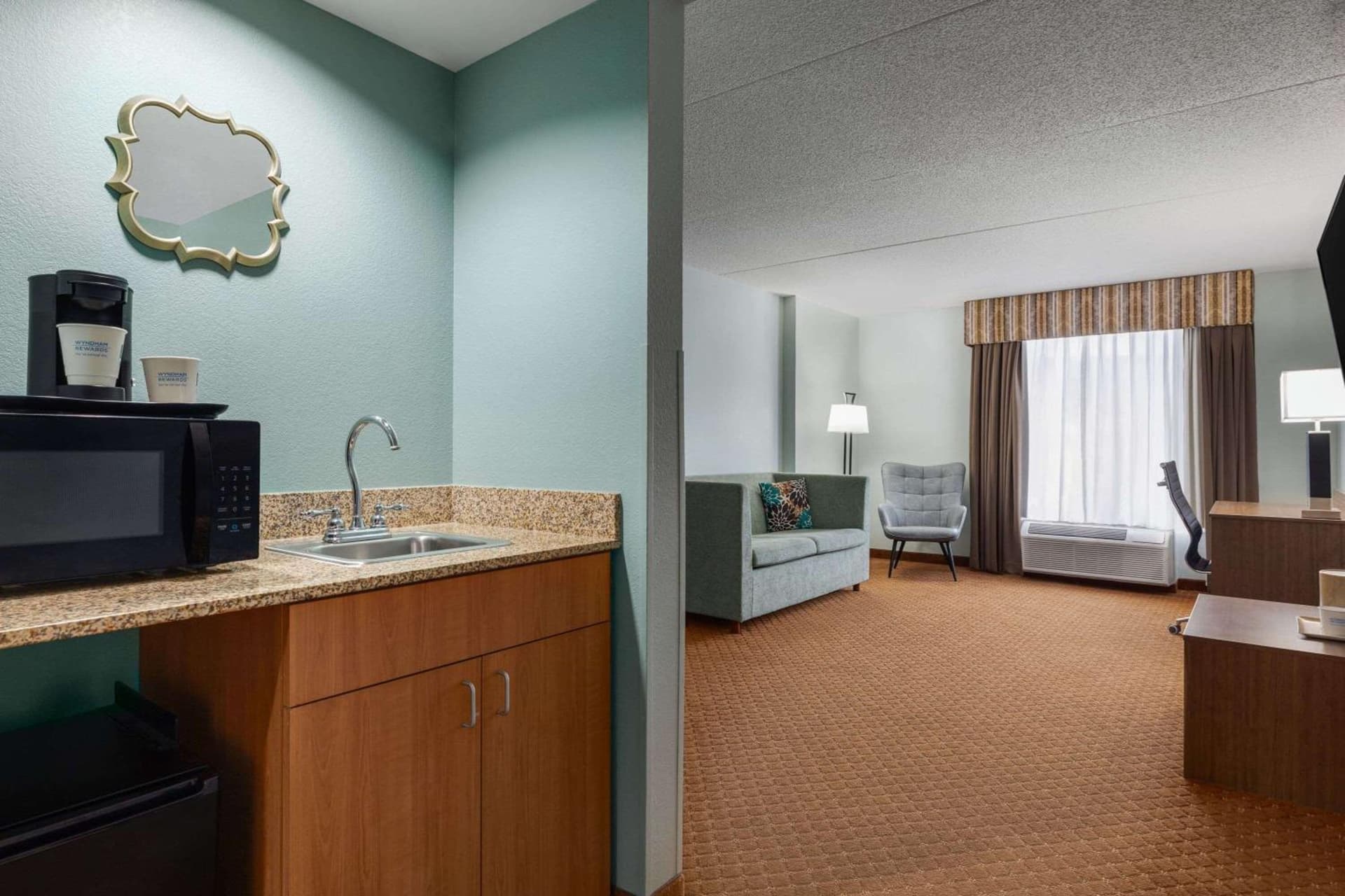Wingate by Wyndham Louisville East gallery photo in Louisville, KY — image 76