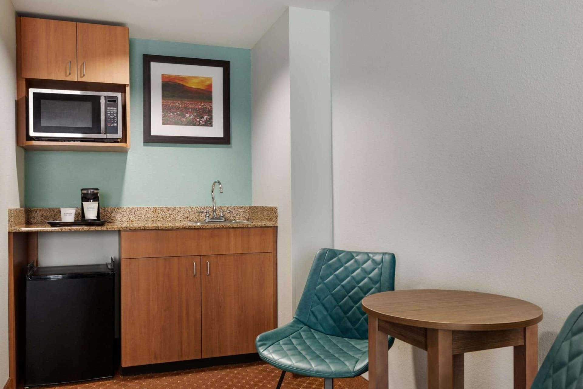 Wingate by Wyndham Louisville East gallery photo in Louisville, KY — image 34