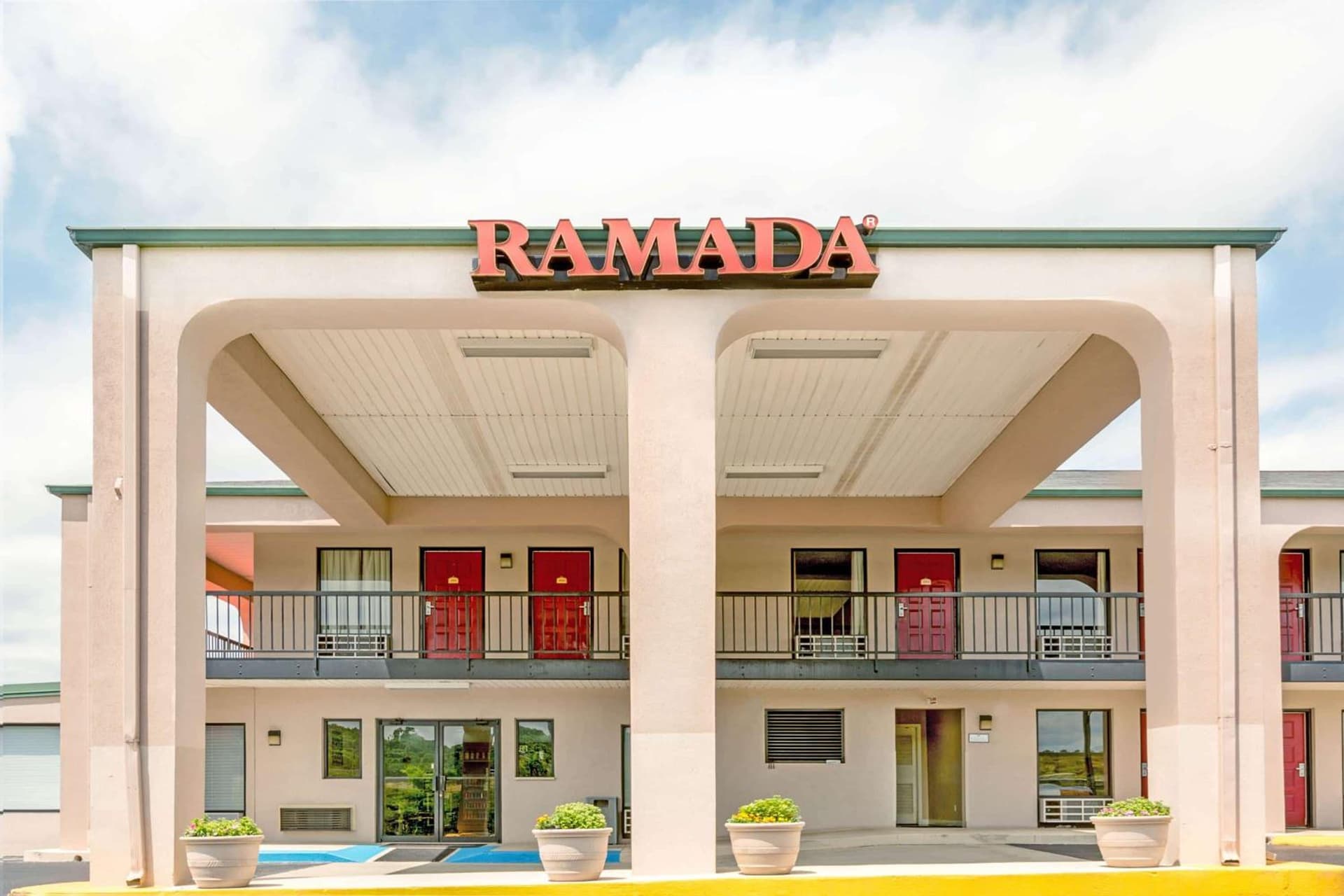 Ramada by Wyndham Pelham interior in Pelham, AL — gallery photo 2