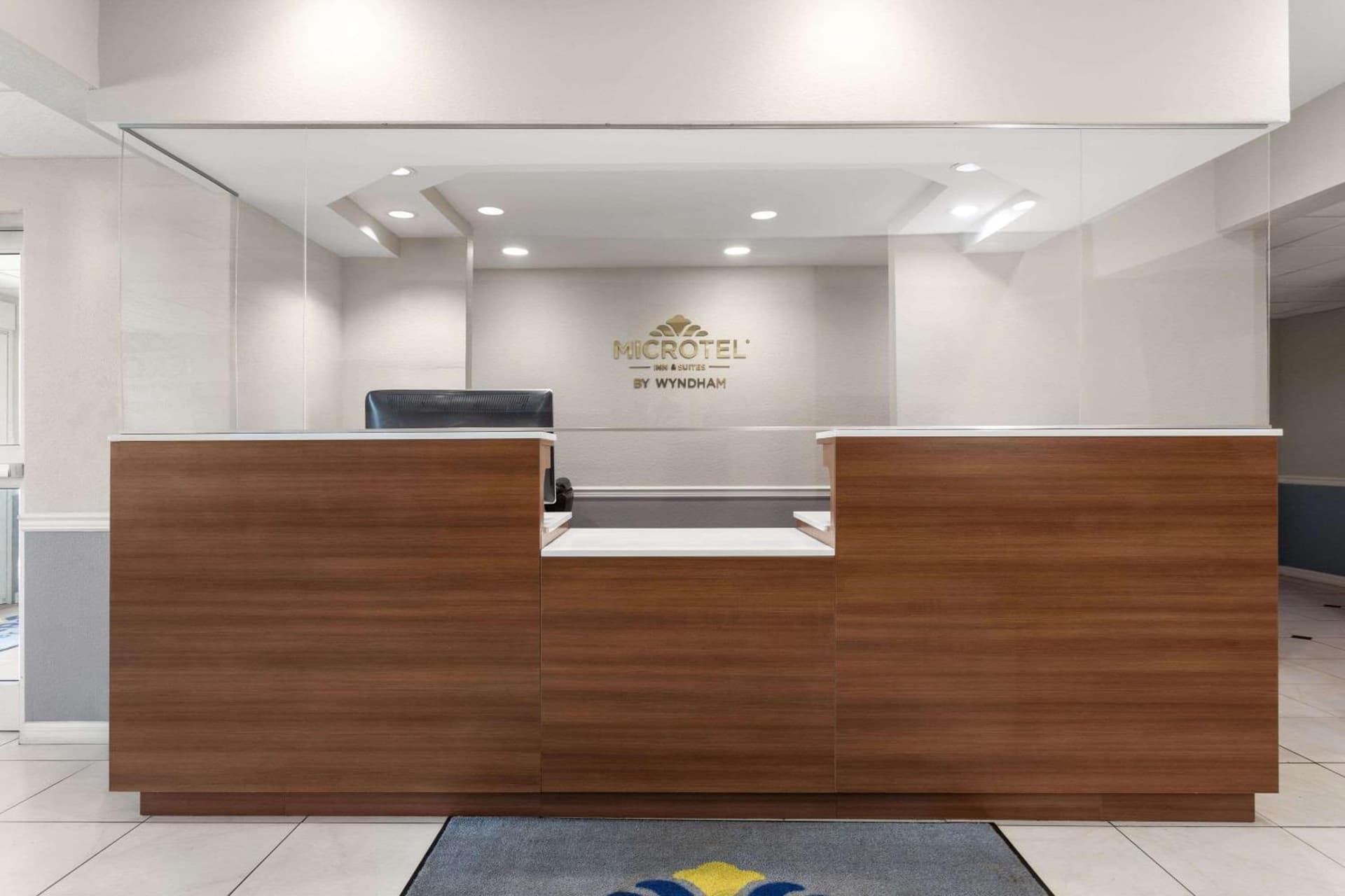 Microtel Inn & Suites by Wyndham Panama City gallery photo in Panama City, FL — image 9