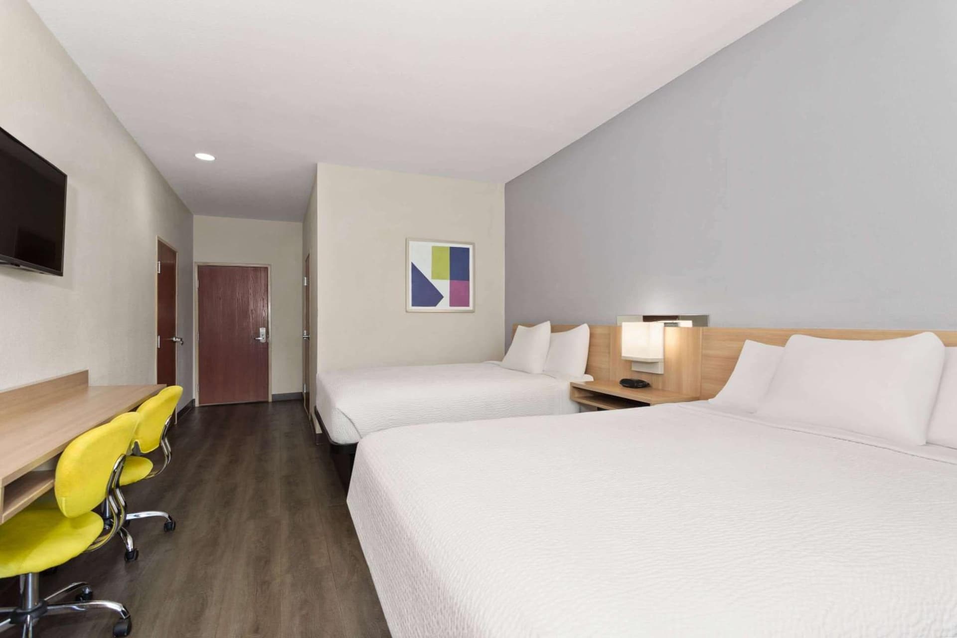 Microtel Inn & Suites by Wyndham Panama City interior in Panama City, FL — gallery photo 2