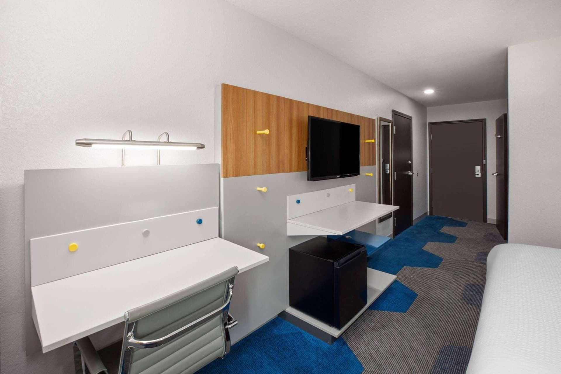Microtel Inn & Suites by Wyndham Buda Austin South gallery photo in Buda, TX — image 7