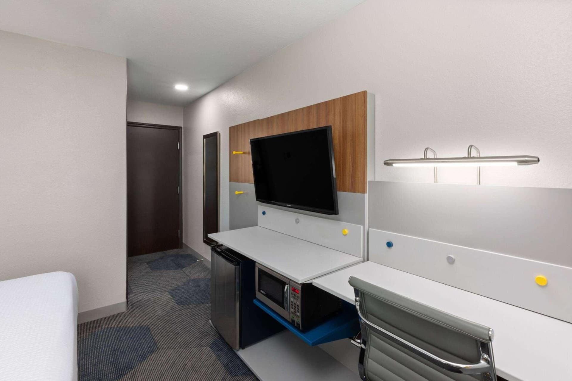 Microtel Inn & Suites by Wyndham Buda Austin South gallery photo in Buda, TX — image 24
