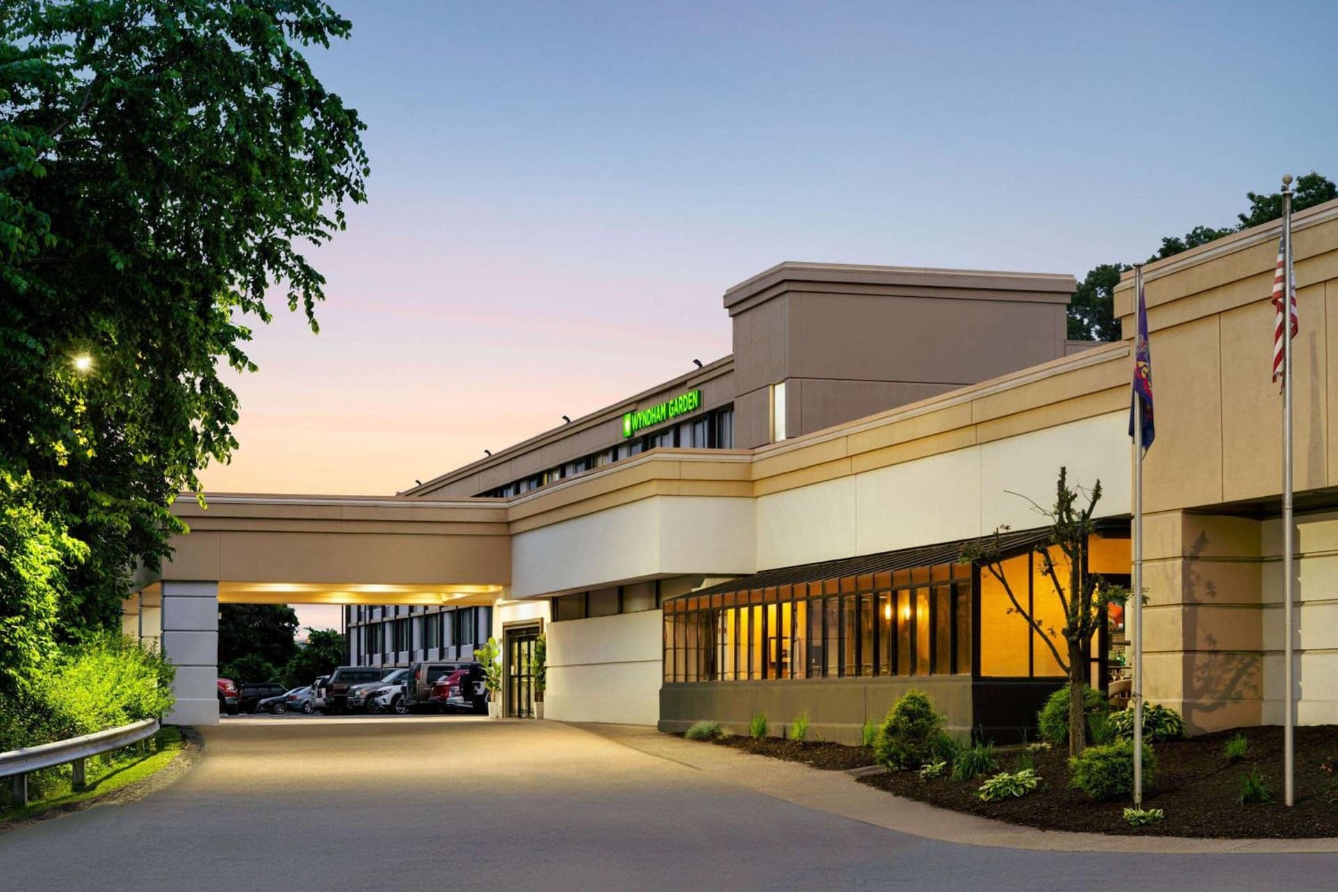 Wyndham Garden Inn Pittsburgh Airport property views in Robinson Township — gallery photo 3