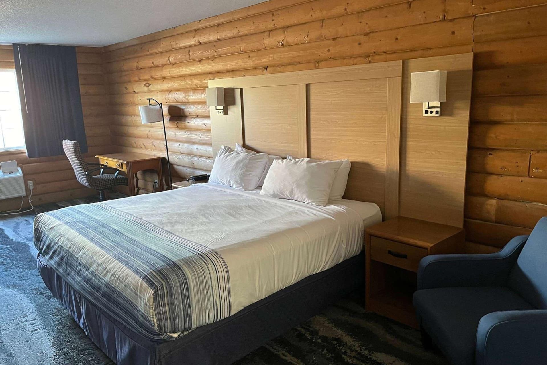 Days Inn & Suites by Wyndham Williamsburg IA North gallery photo in Williamsburg, IA — image 7