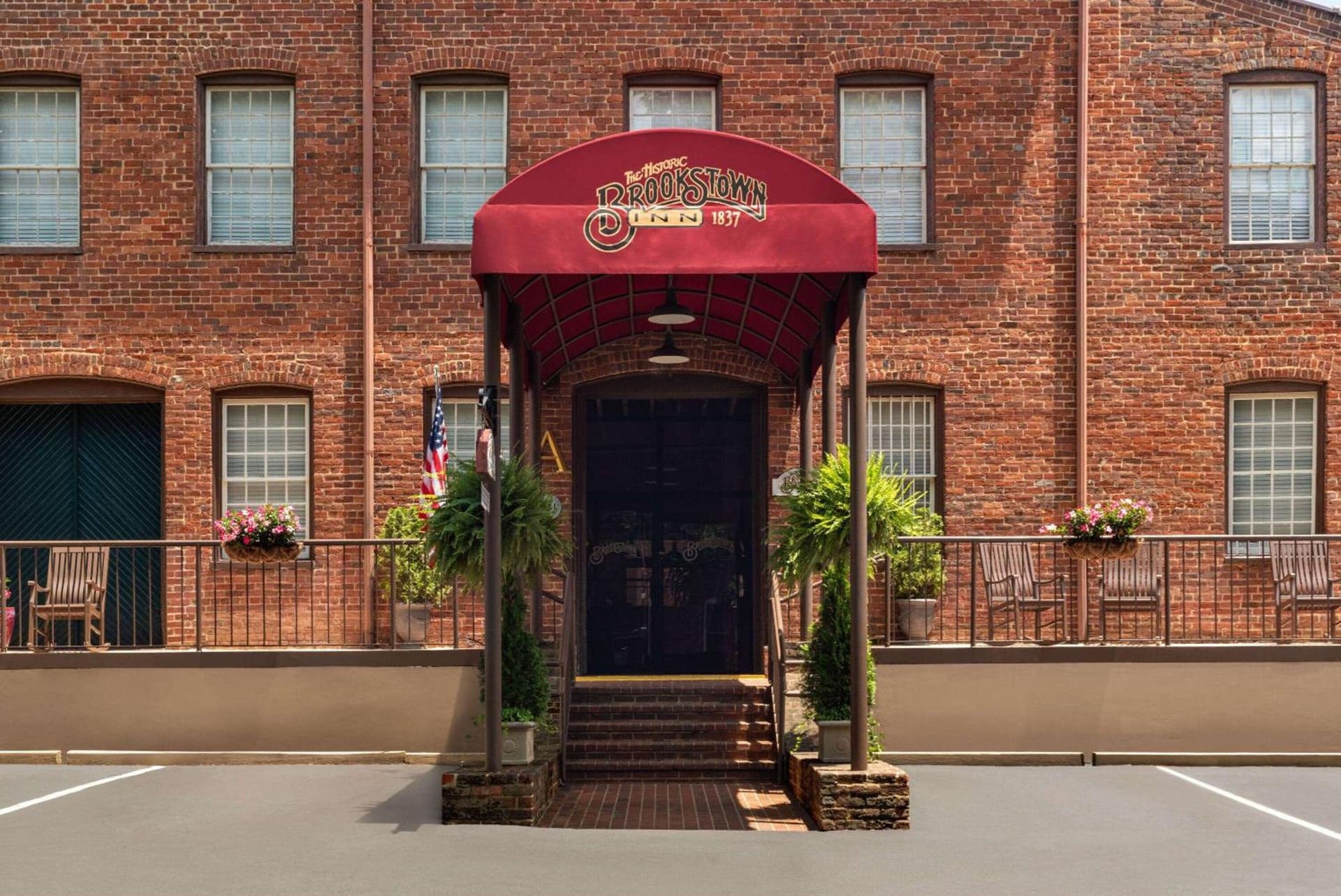 The Historic Brookstown Inn, Trademark Collection by Wyndham interior in Winston-Salem, NC — gallery photo 2
