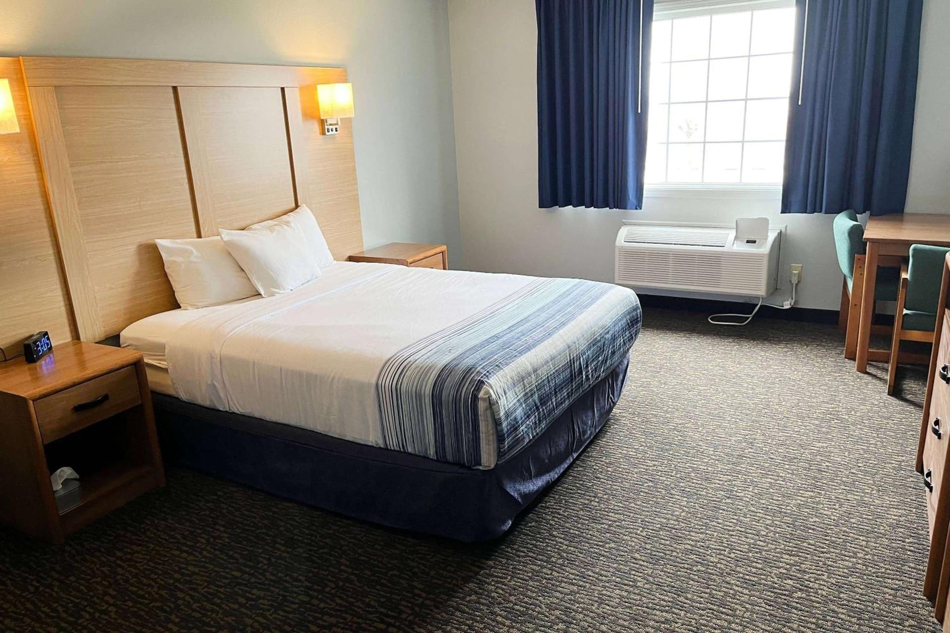Days Inn & Suites by Wyndham Williamsburg IA North gallery photo in Williamsburg, IA — image 20
