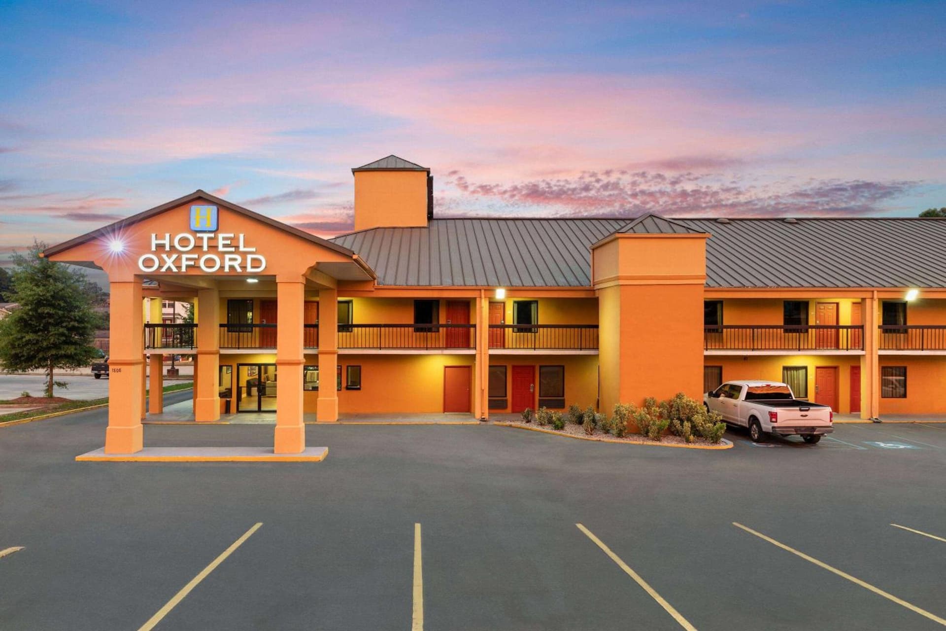 Hotel Oxford property views in Oxford, MS — gallery photo 3