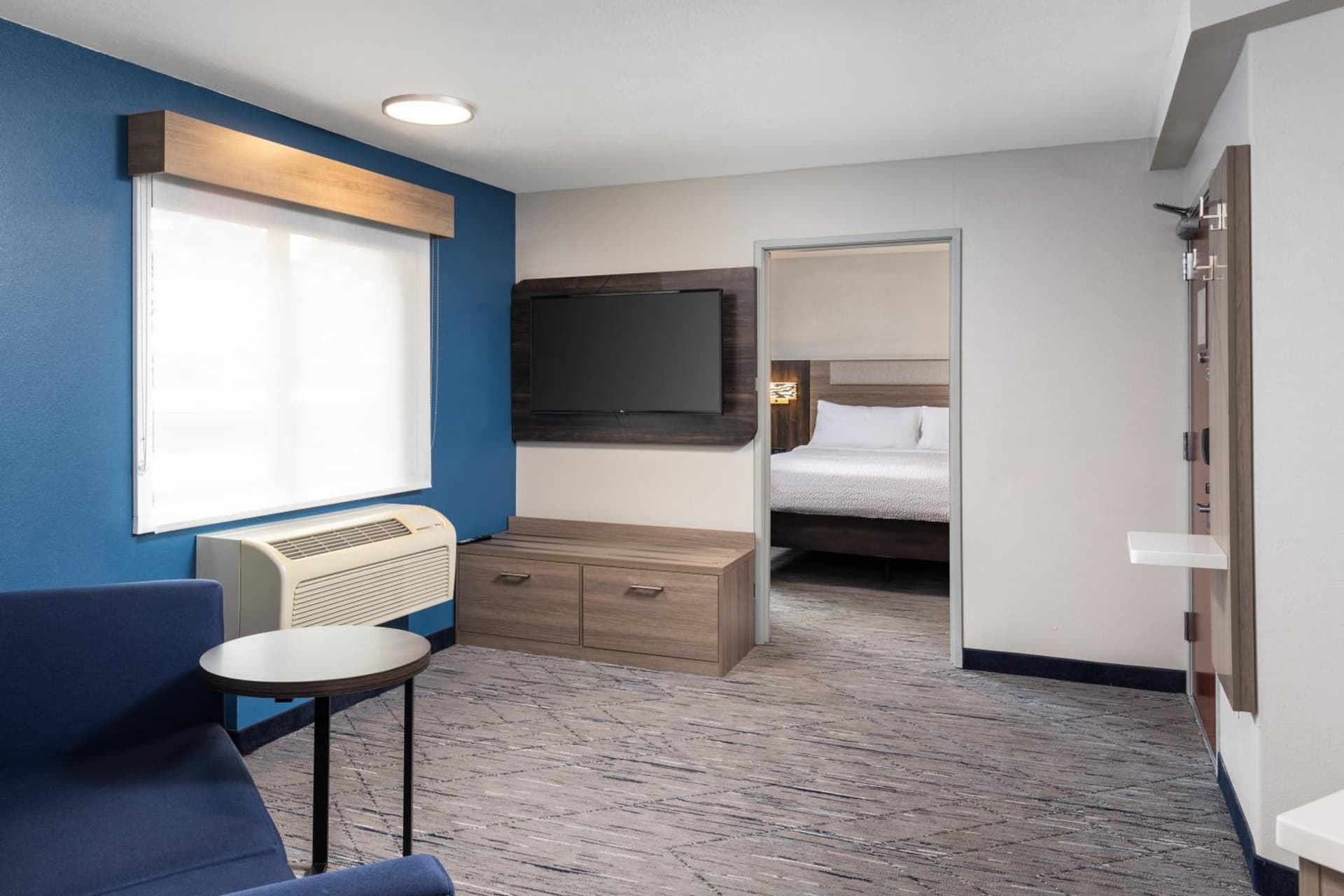 Holiday Inn Express Portland South - Lake Oswego by IHG gallery photo in Lake Oswego, OR — image 87