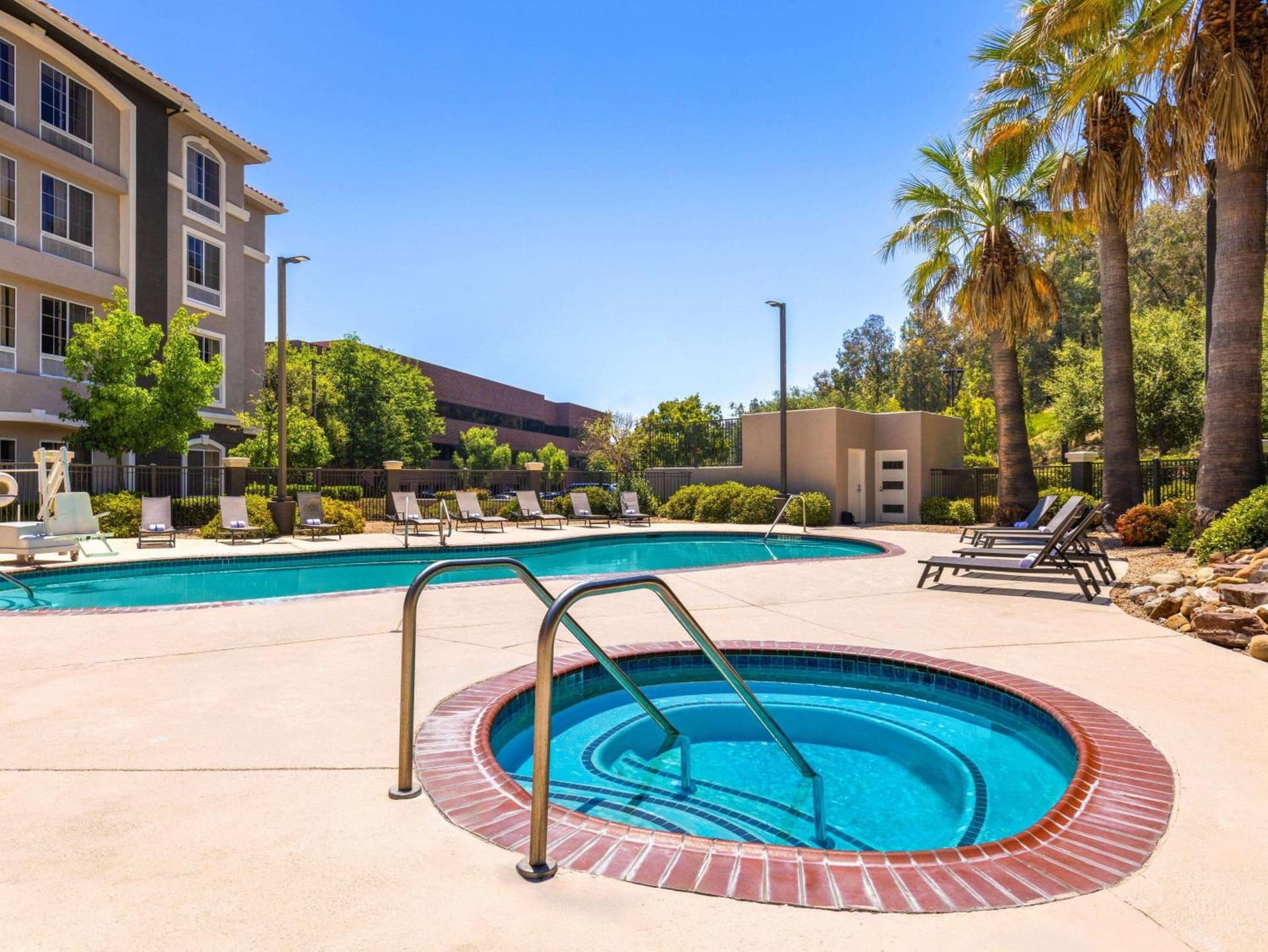 La Quinta by Wyndham Santa Clarita - Valencia property views in Stevenson Ranch, CA — gallery photo 3