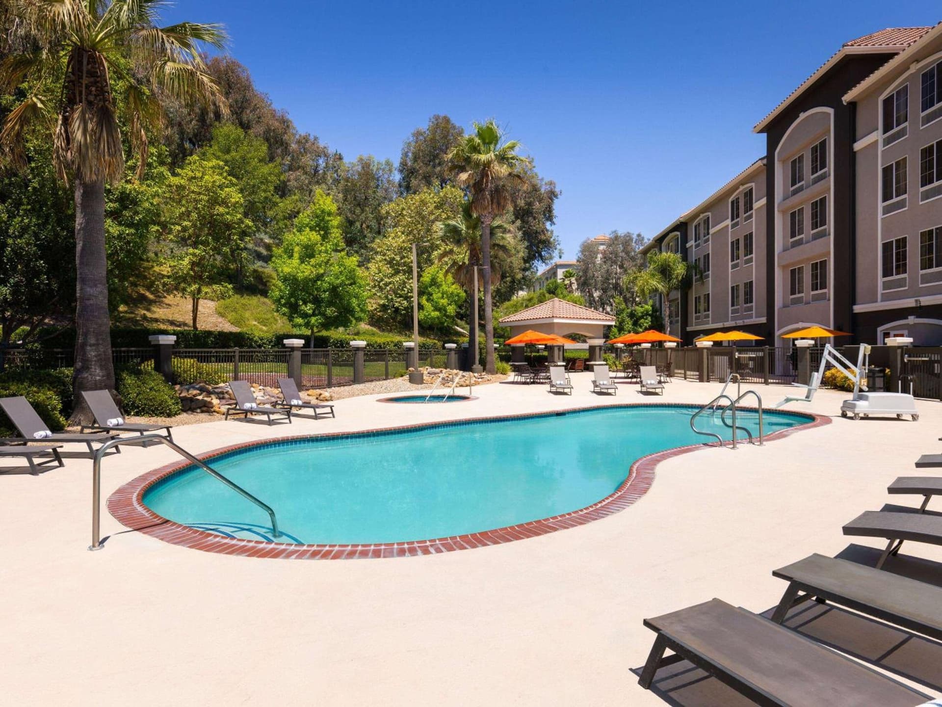 La Quinta by Wyndham Santa Clarita - Valencia gallery photo in Stevenson Ranch, CA — image 12
