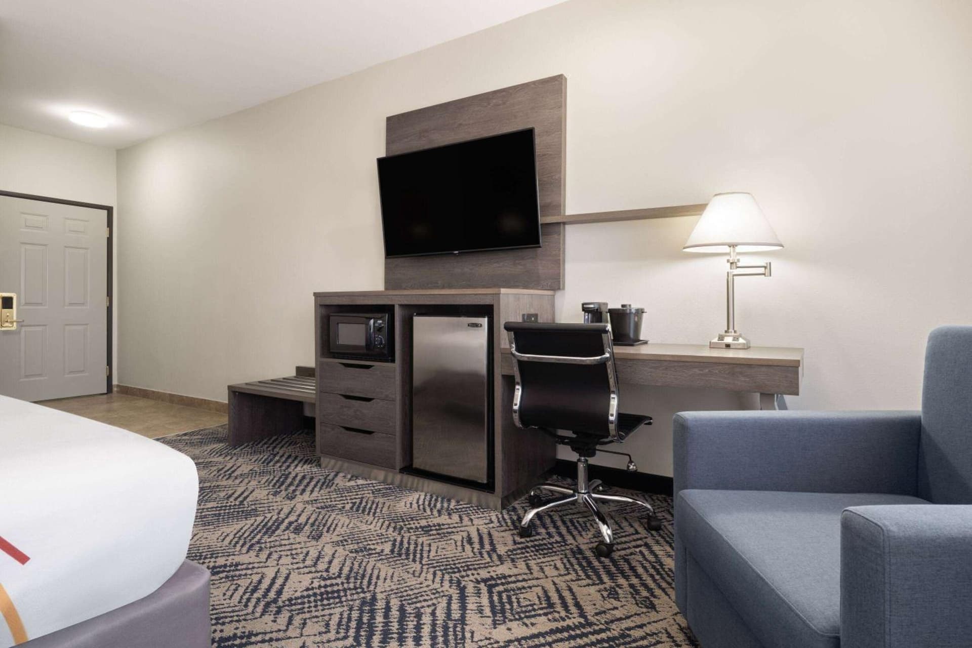 La Quinta by Wyndham Tulsa Airport / Expo Square gallery photo in Tulsa, OK — image 13
