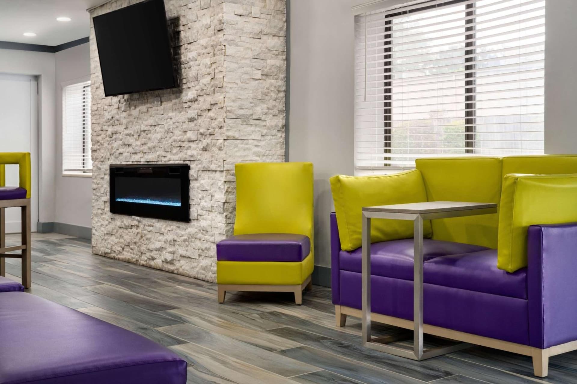La Quinta Inn Birmingham - Inverness gallery photo in Birmingham, AL — image 52