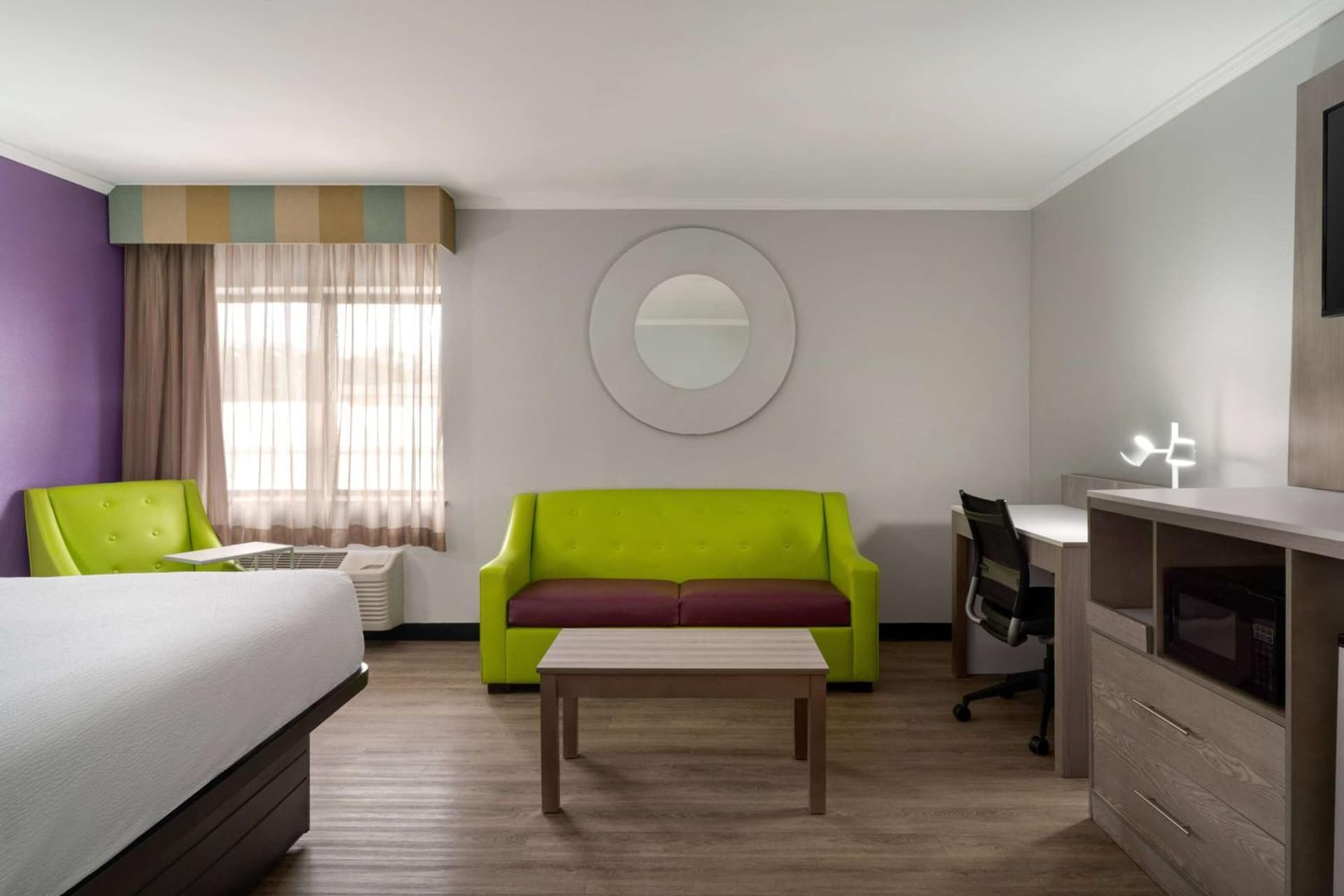 La Quinta Inn Birmingham - Inverness gallery photo in Birmingham, AL — image 53