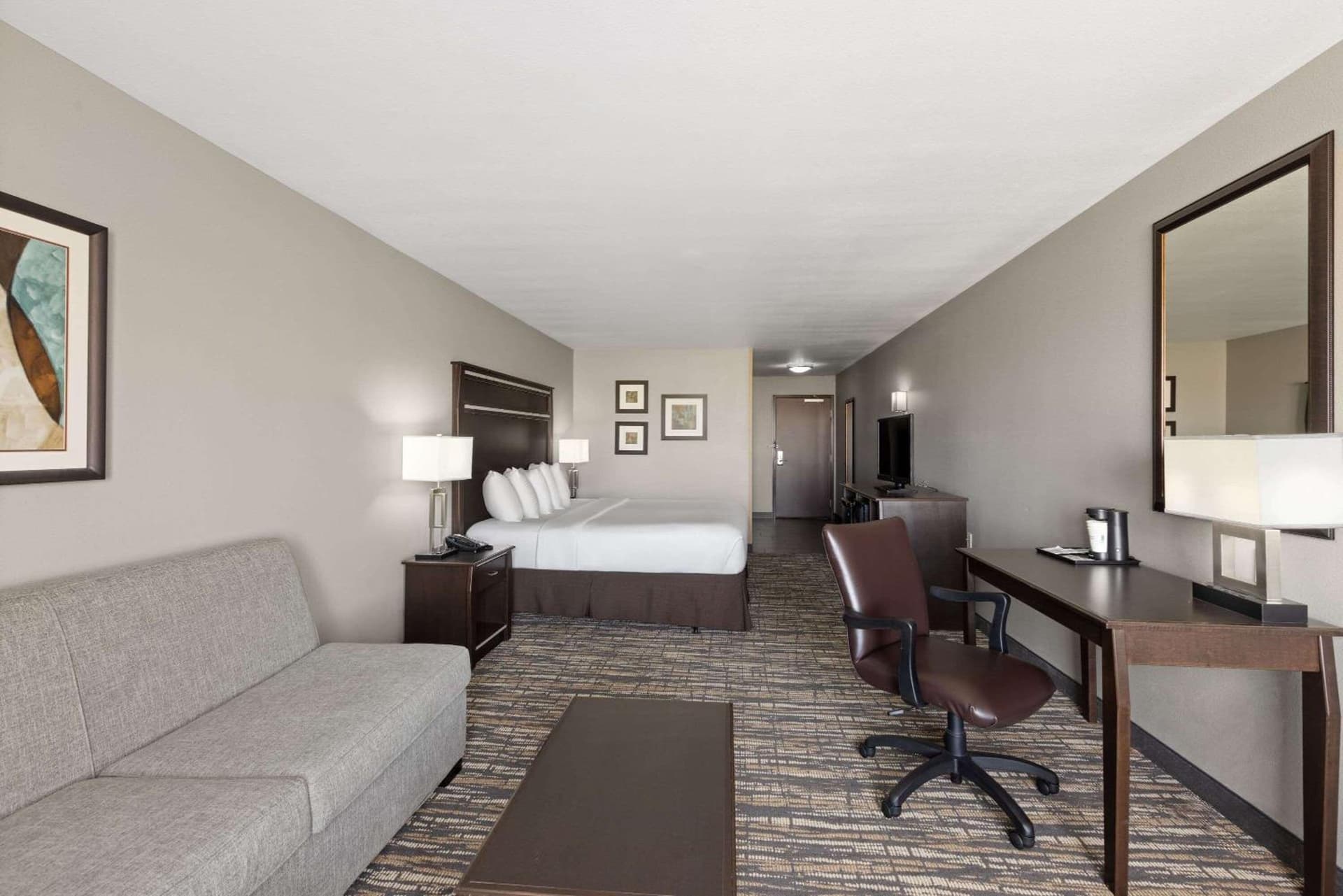 La Quinta by Wyndham Sioux Falls gallery photo in Sioux Falls, SD — image 40