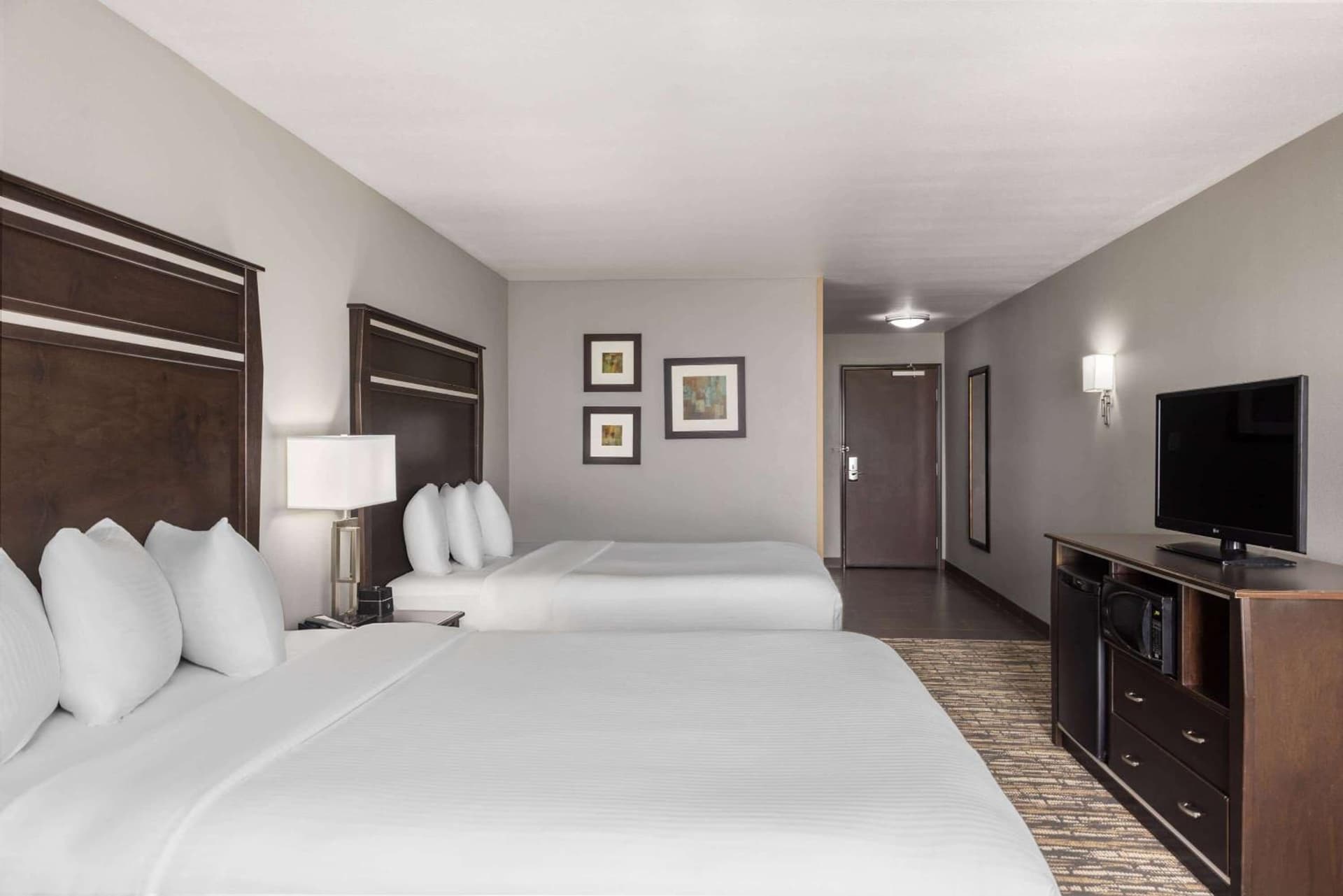 La Quinta by Wyndham Sioux Falls gallery photo in Sioux Falls, SD — image 10